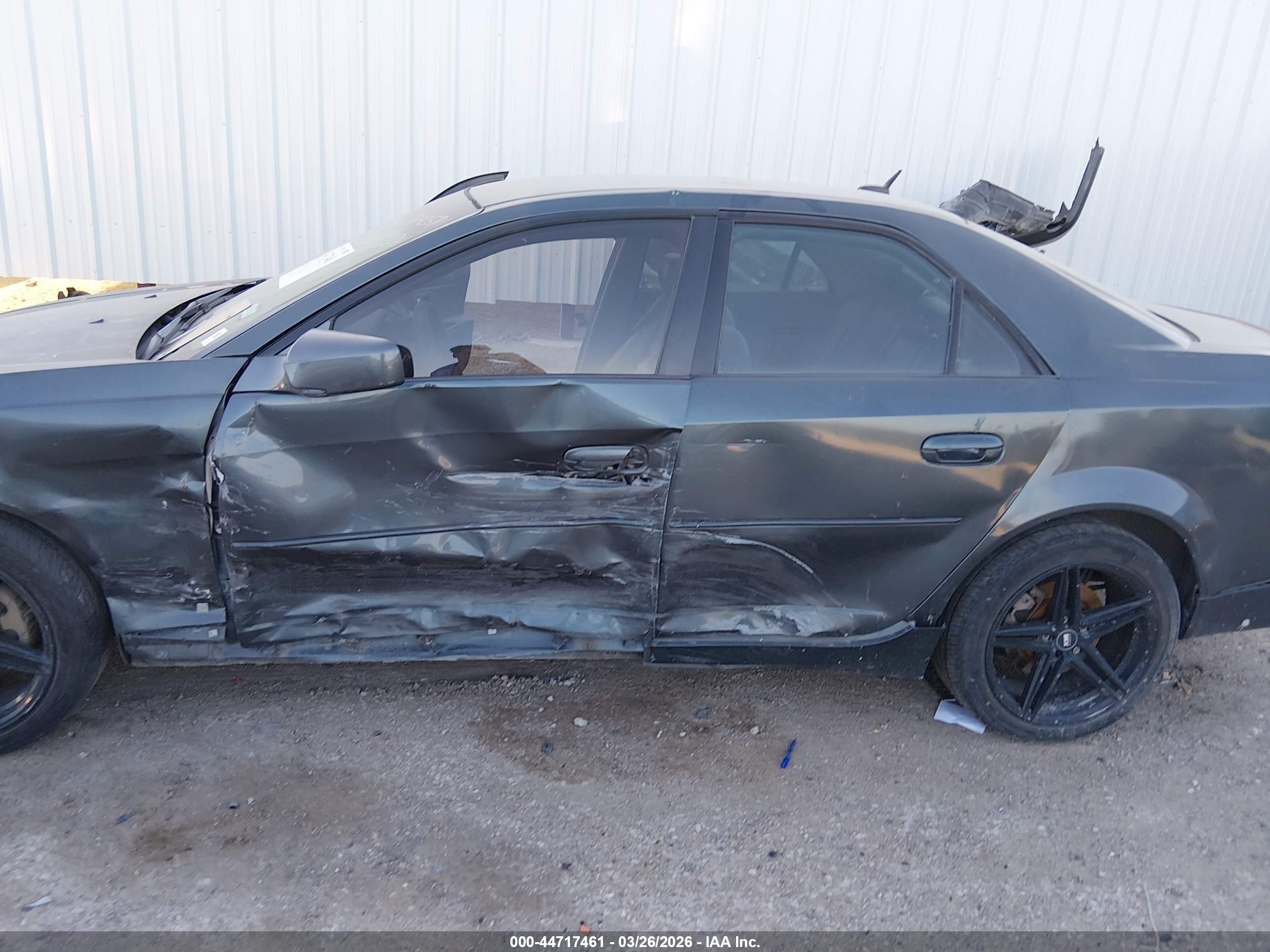 CADILLAC CTS image 6