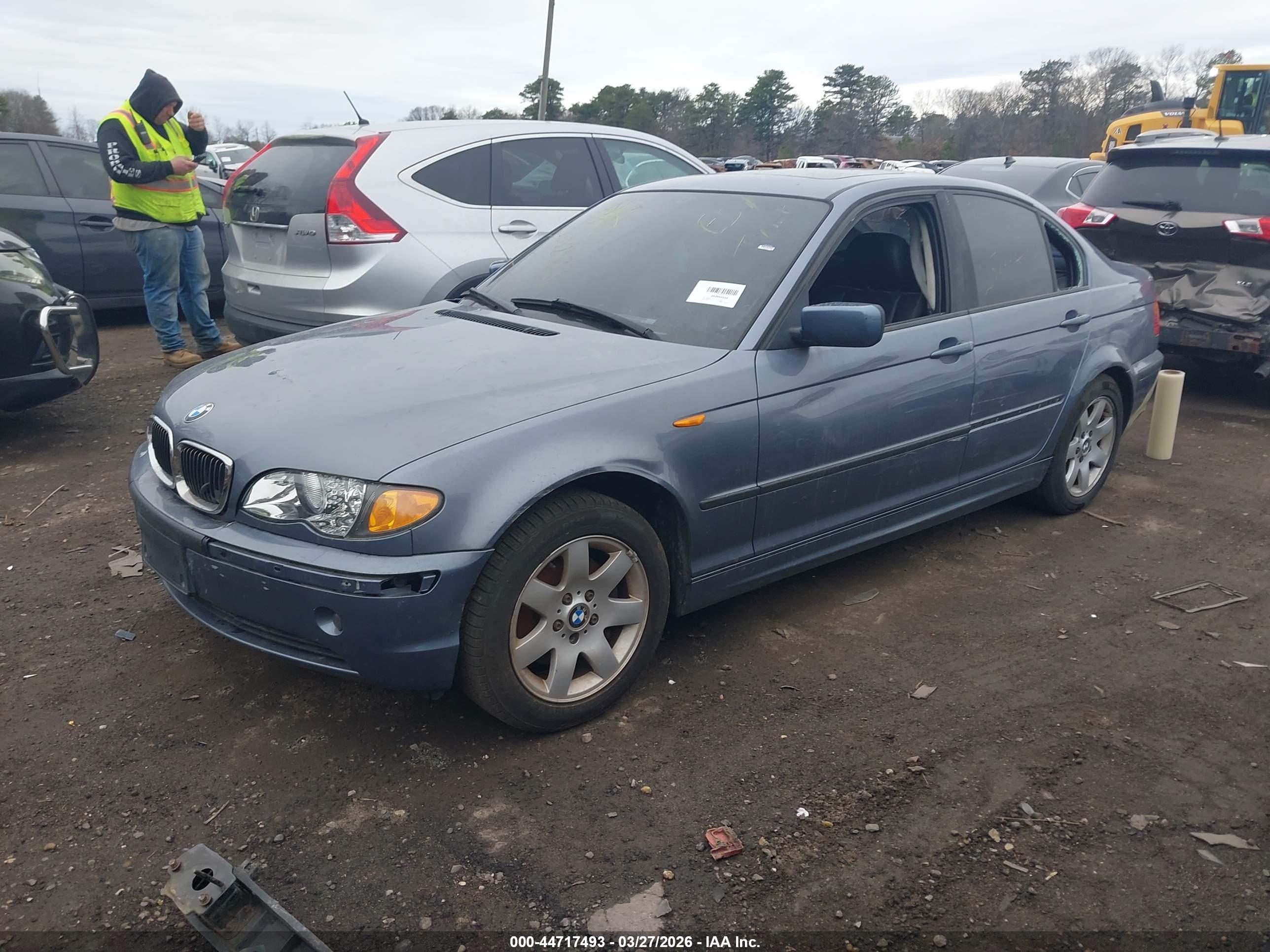 BMW 325XI image 2