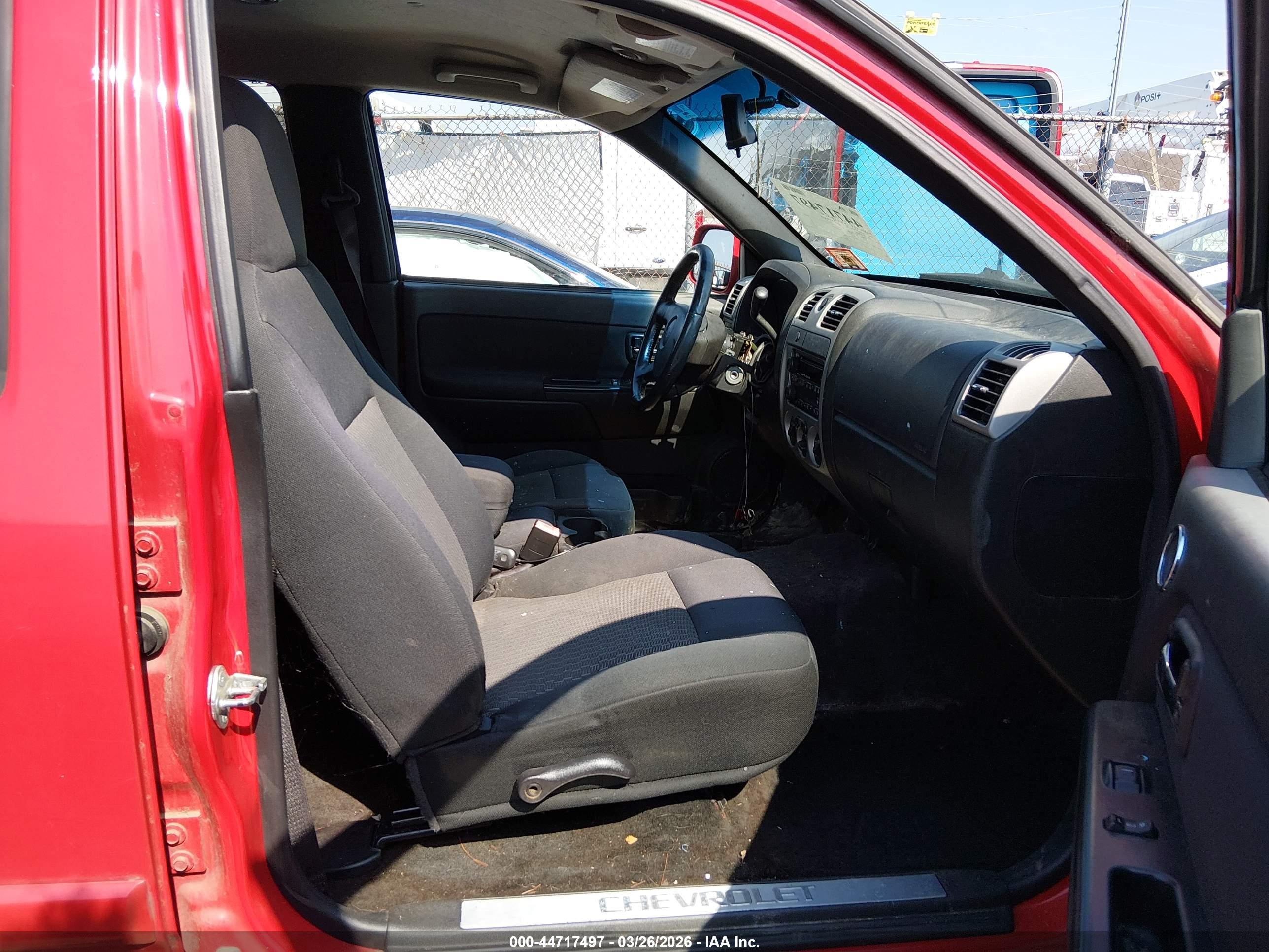 CHEVROLET COLORADO image 5