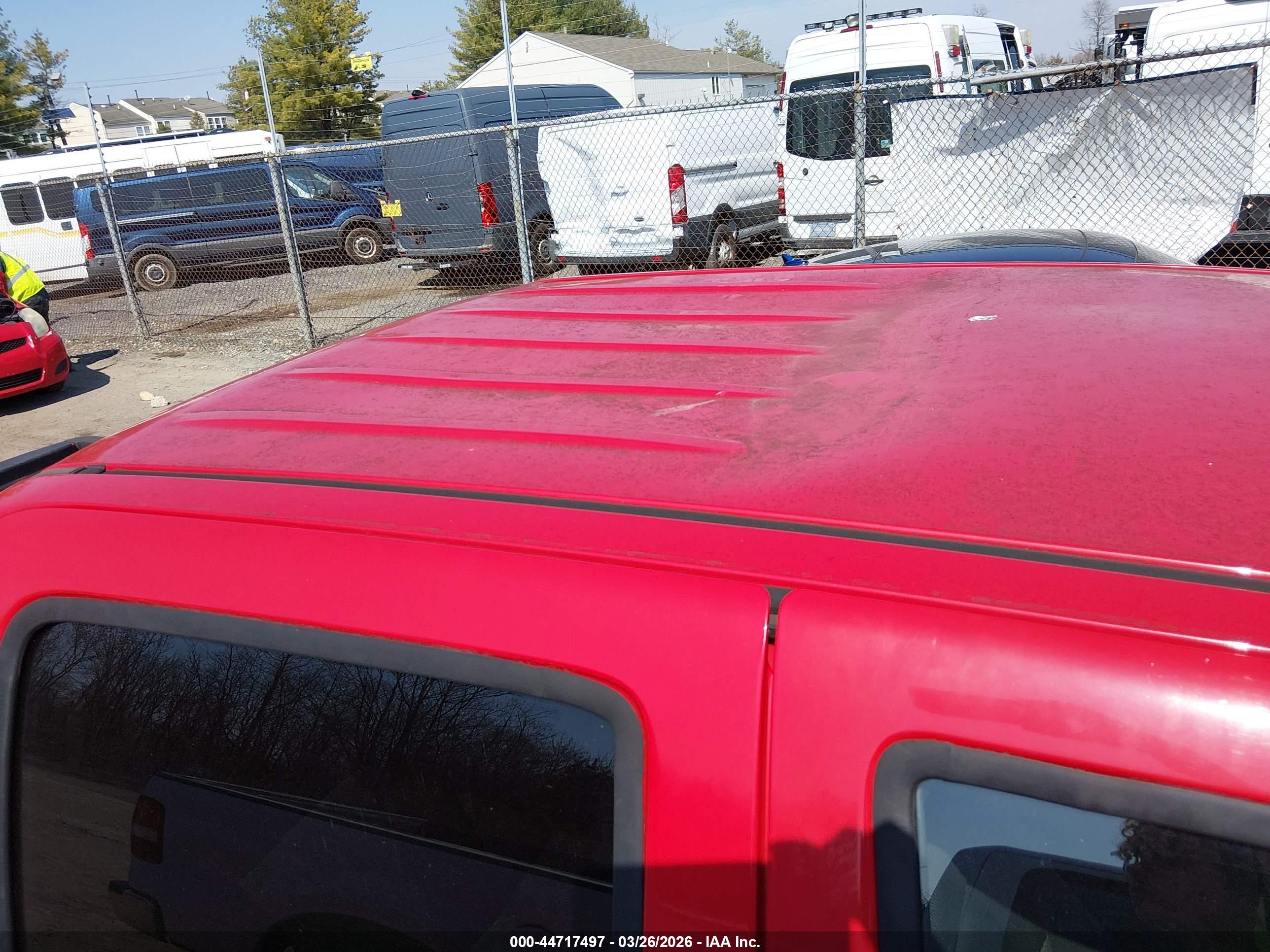 CHEVROLET COLORADO image 6