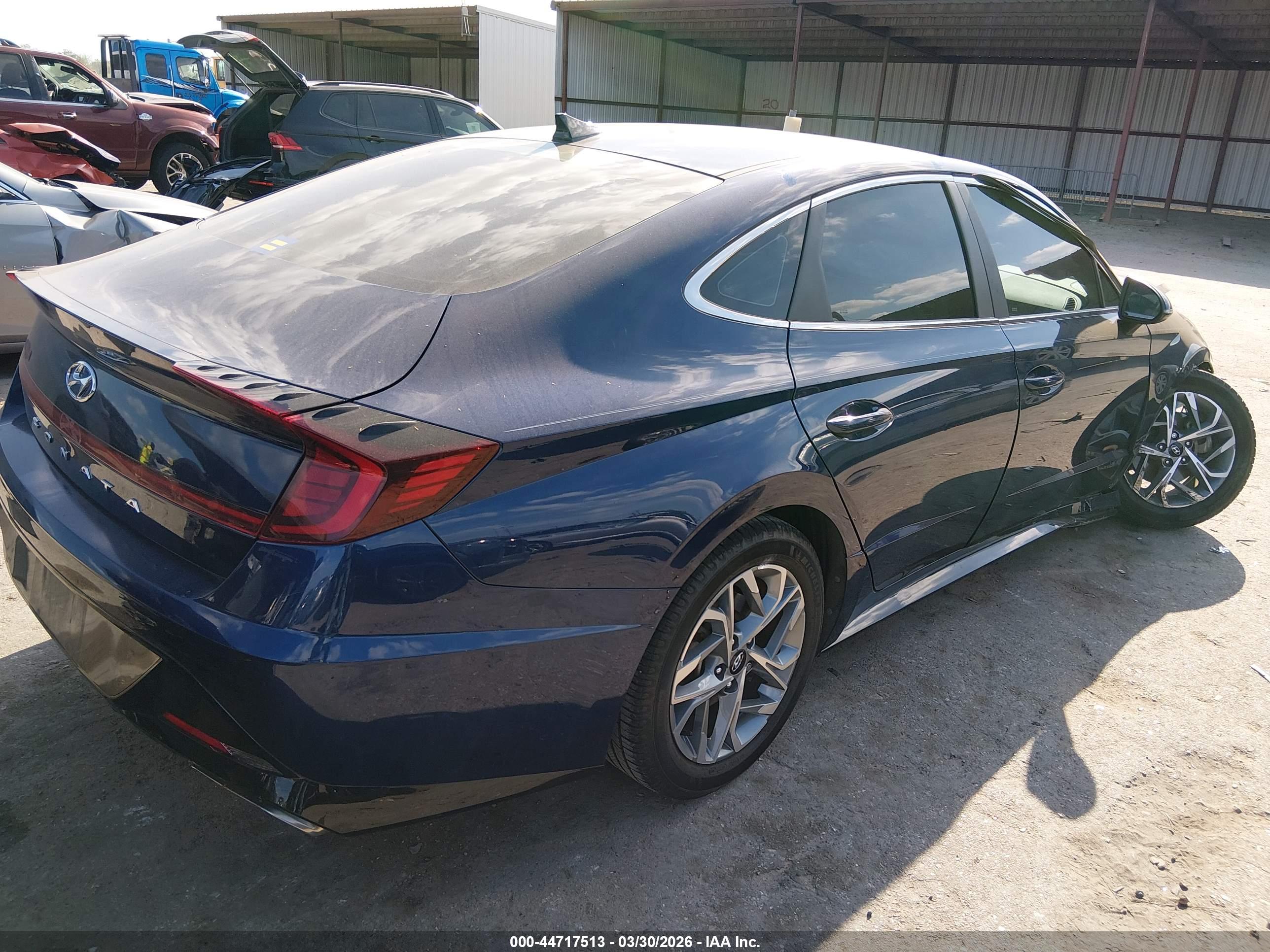 HYUNDAI SONATA image 4
