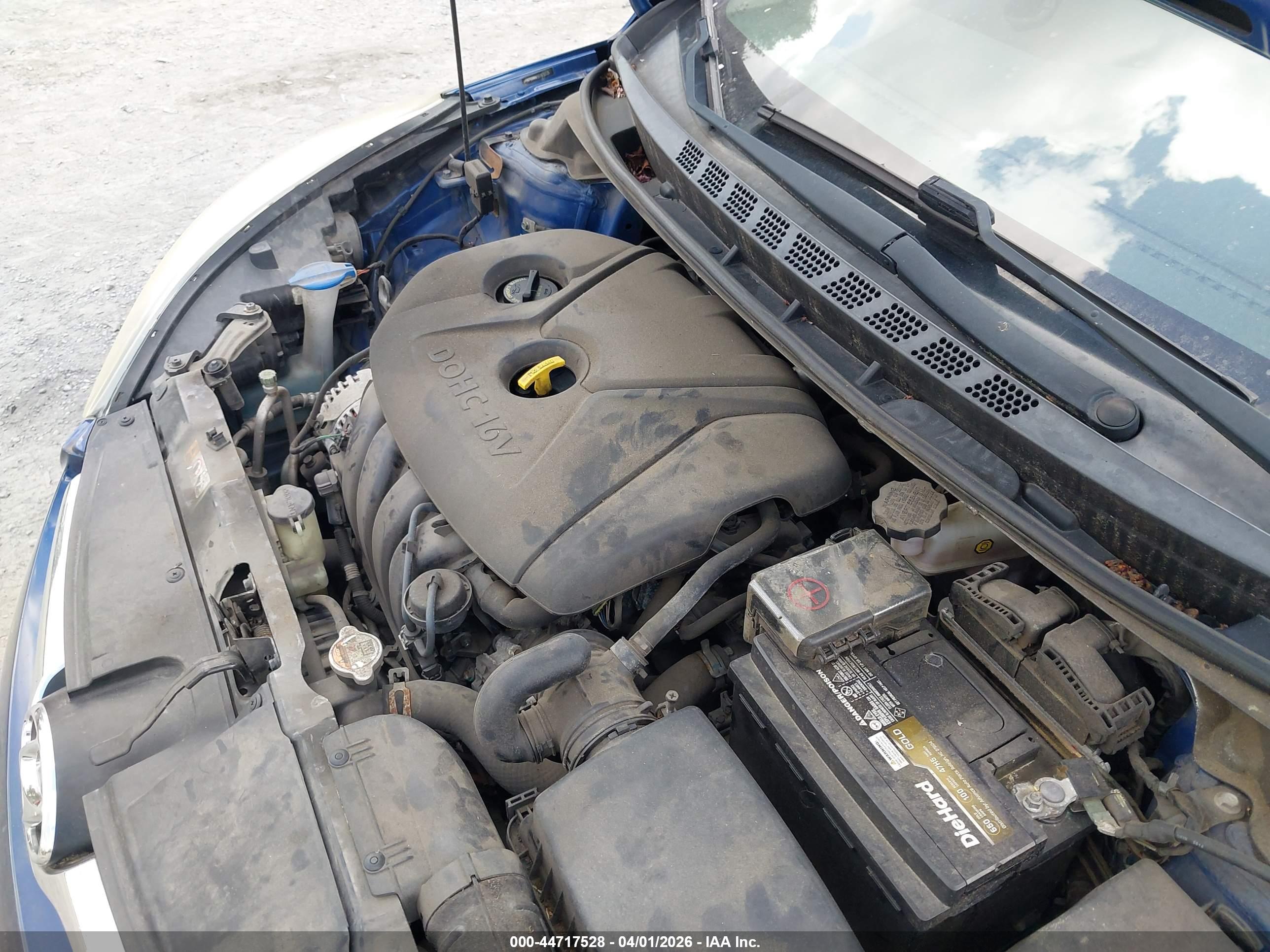 HYUNDAI ELANTRA image 10