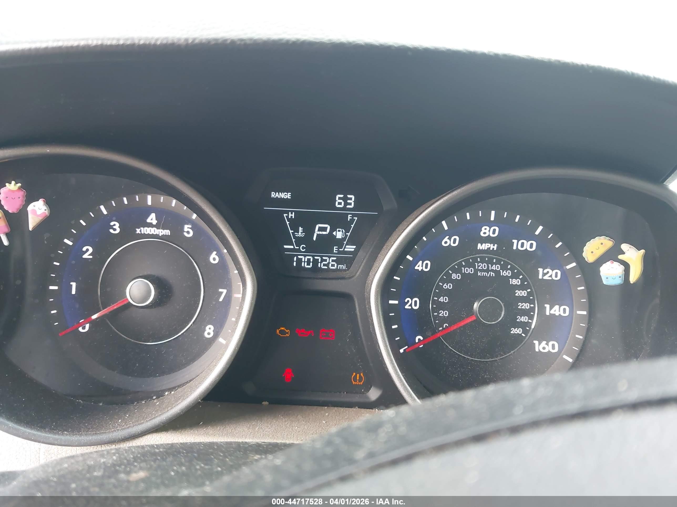 HYUNDAI ELANTRA image 7