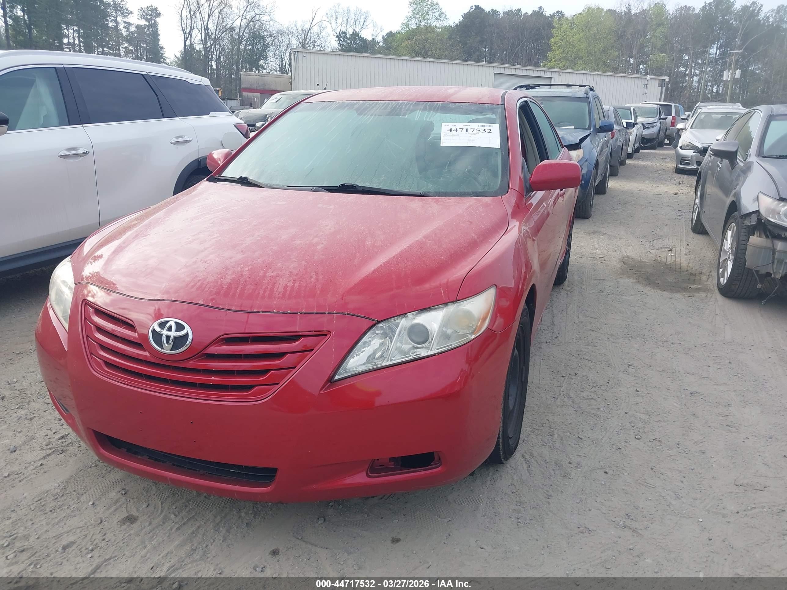 TOYOTA CAMRY image 2