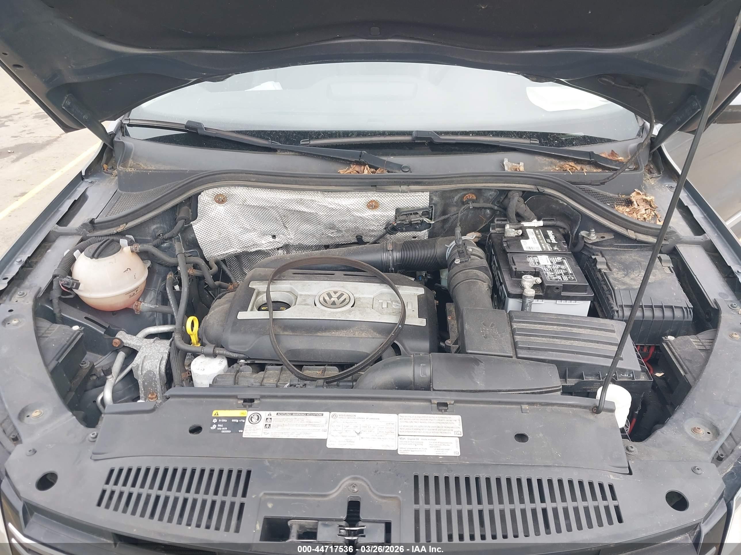 VOLKSWAGEN TIGUAN image 10