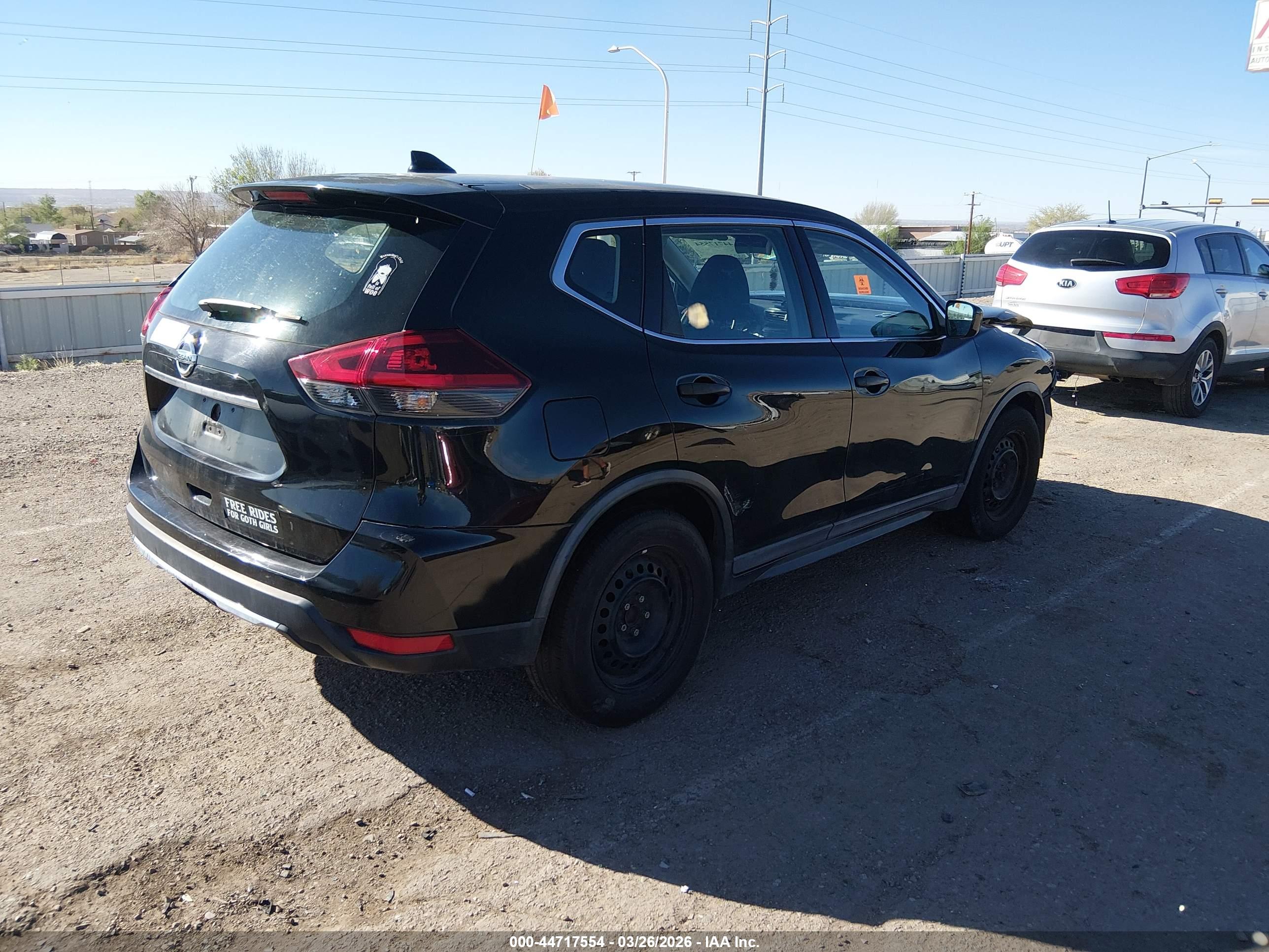 NISSAN ROGUE image 4
