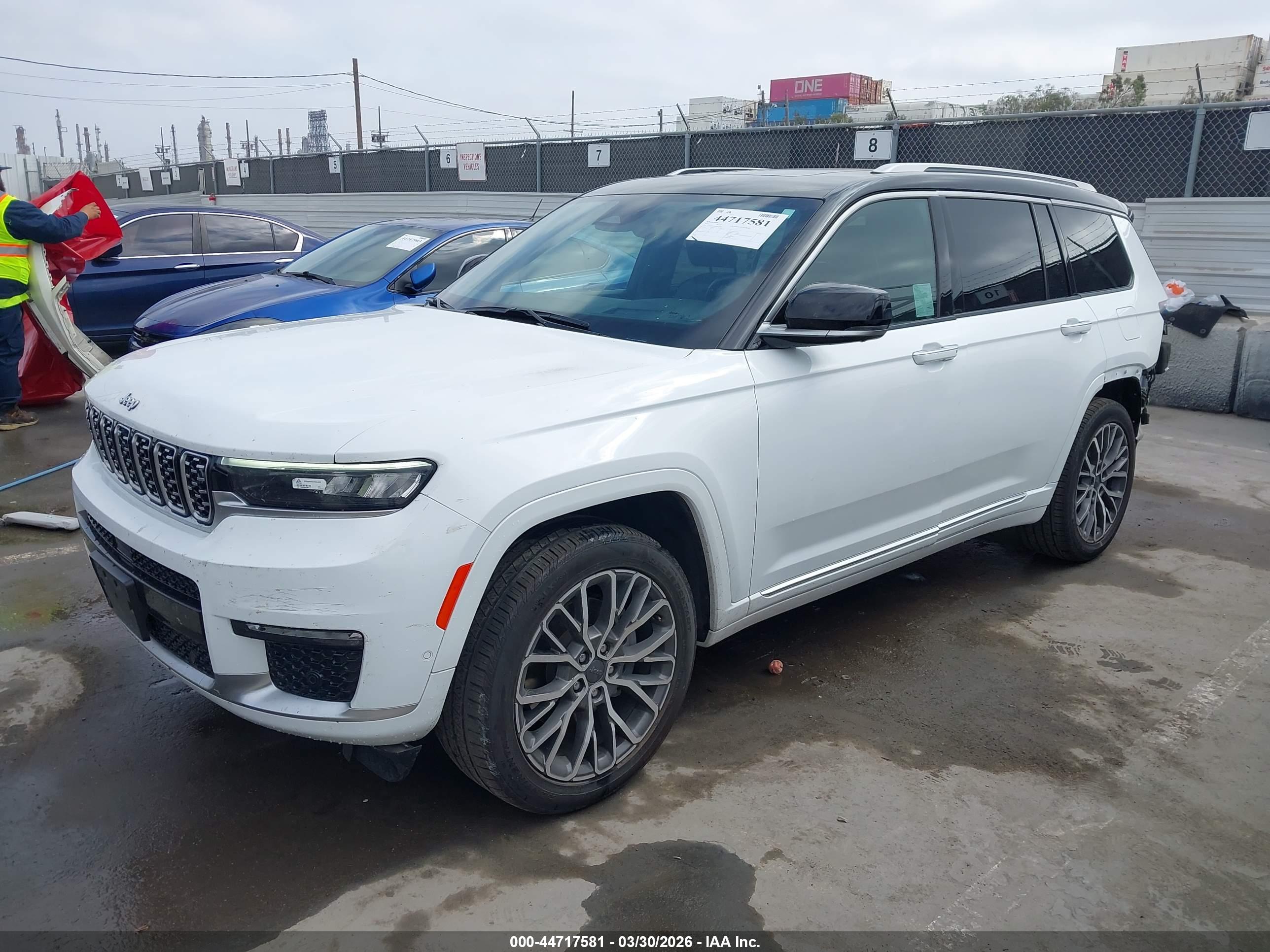 JEEP GRAND image 2