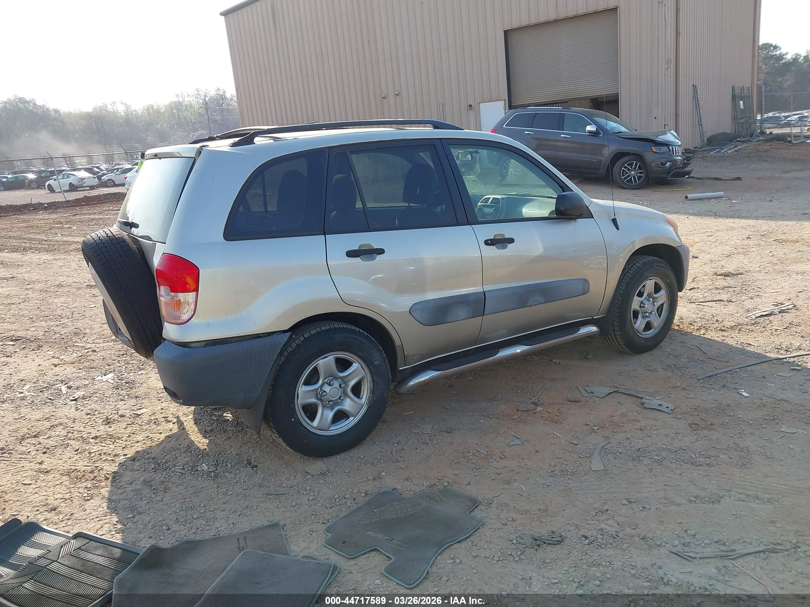 TOYOTA RAV4 image 4