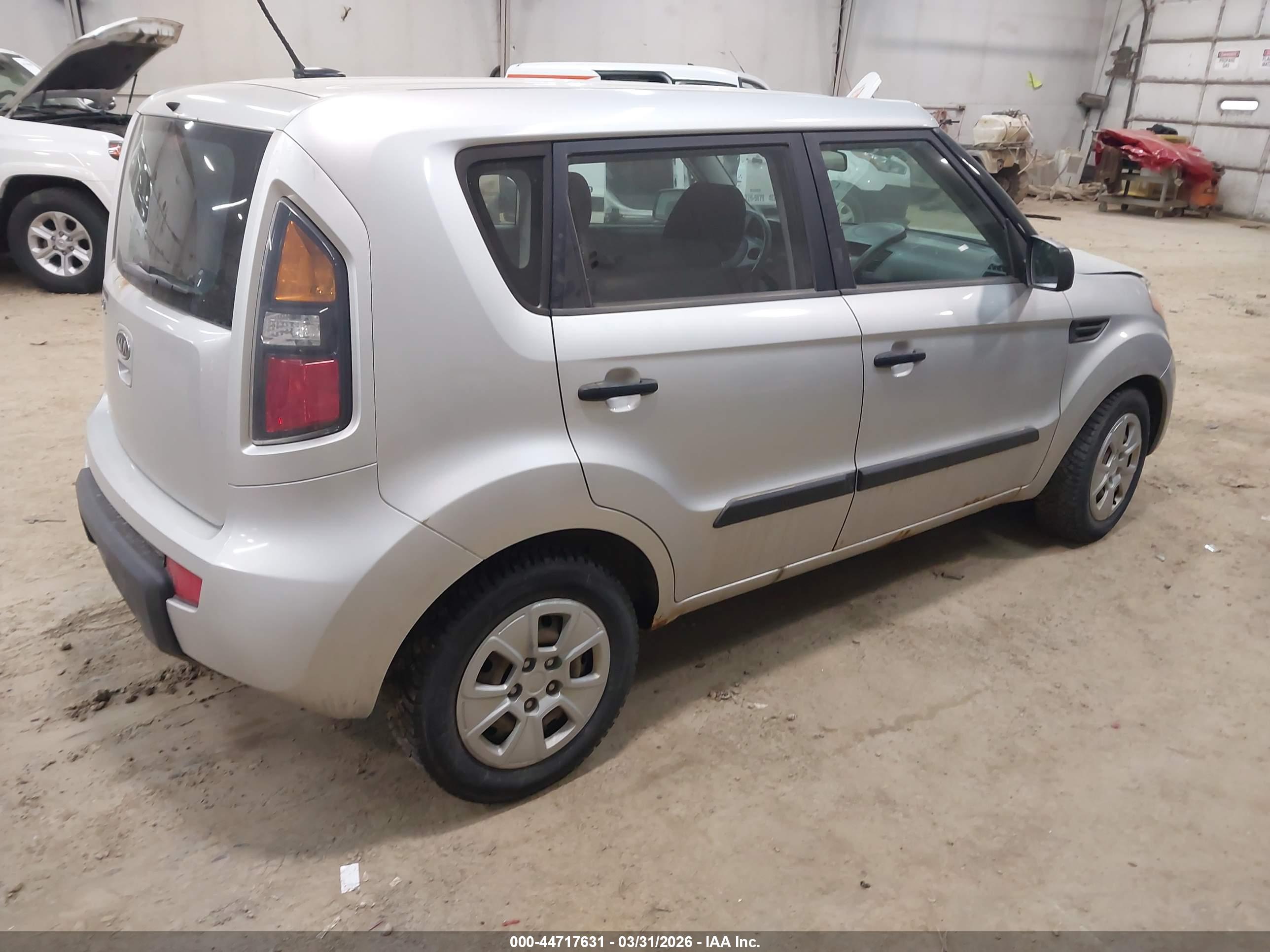 KIA SOUL image 4