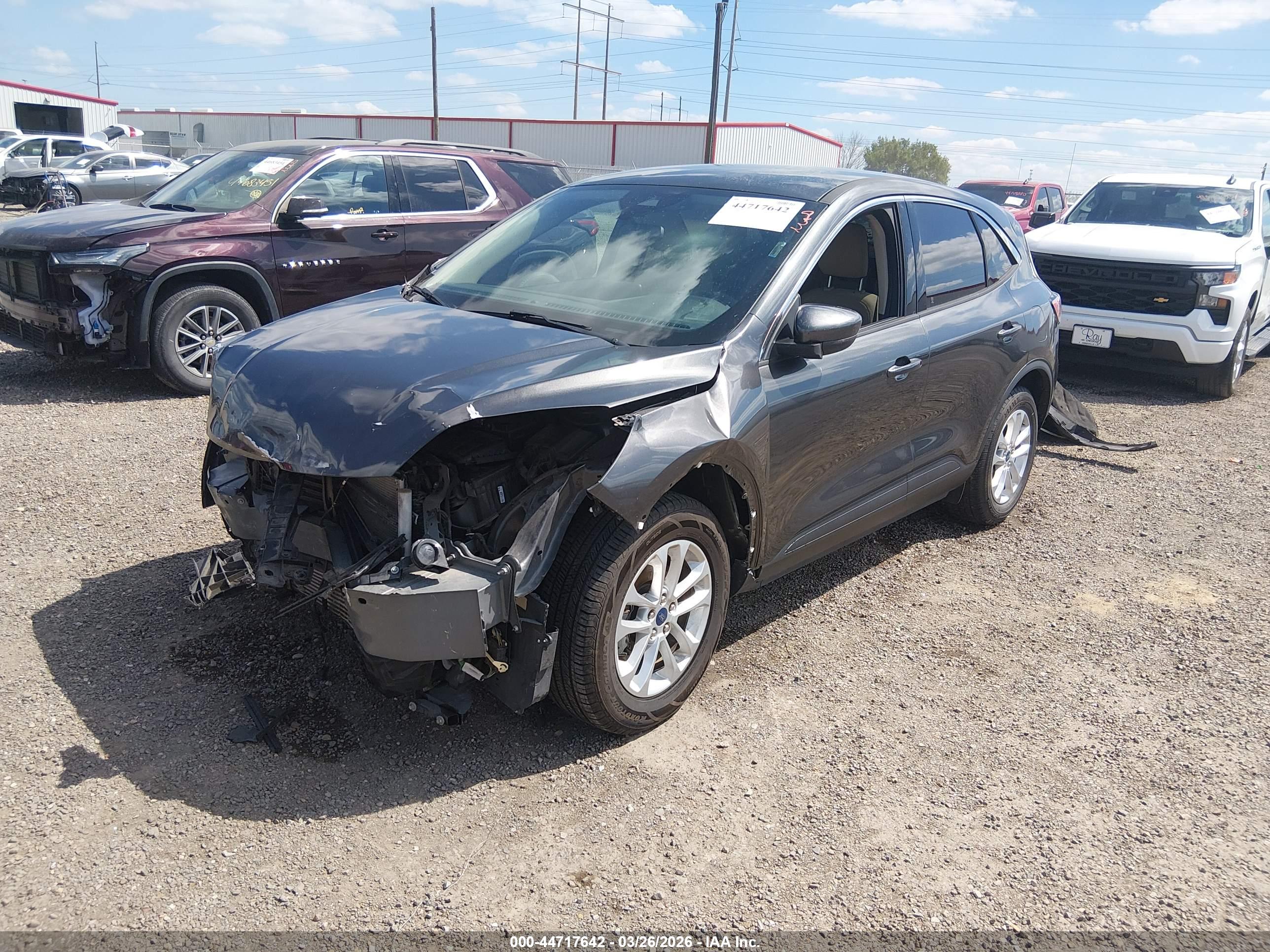 FORD ESCAPE image 2