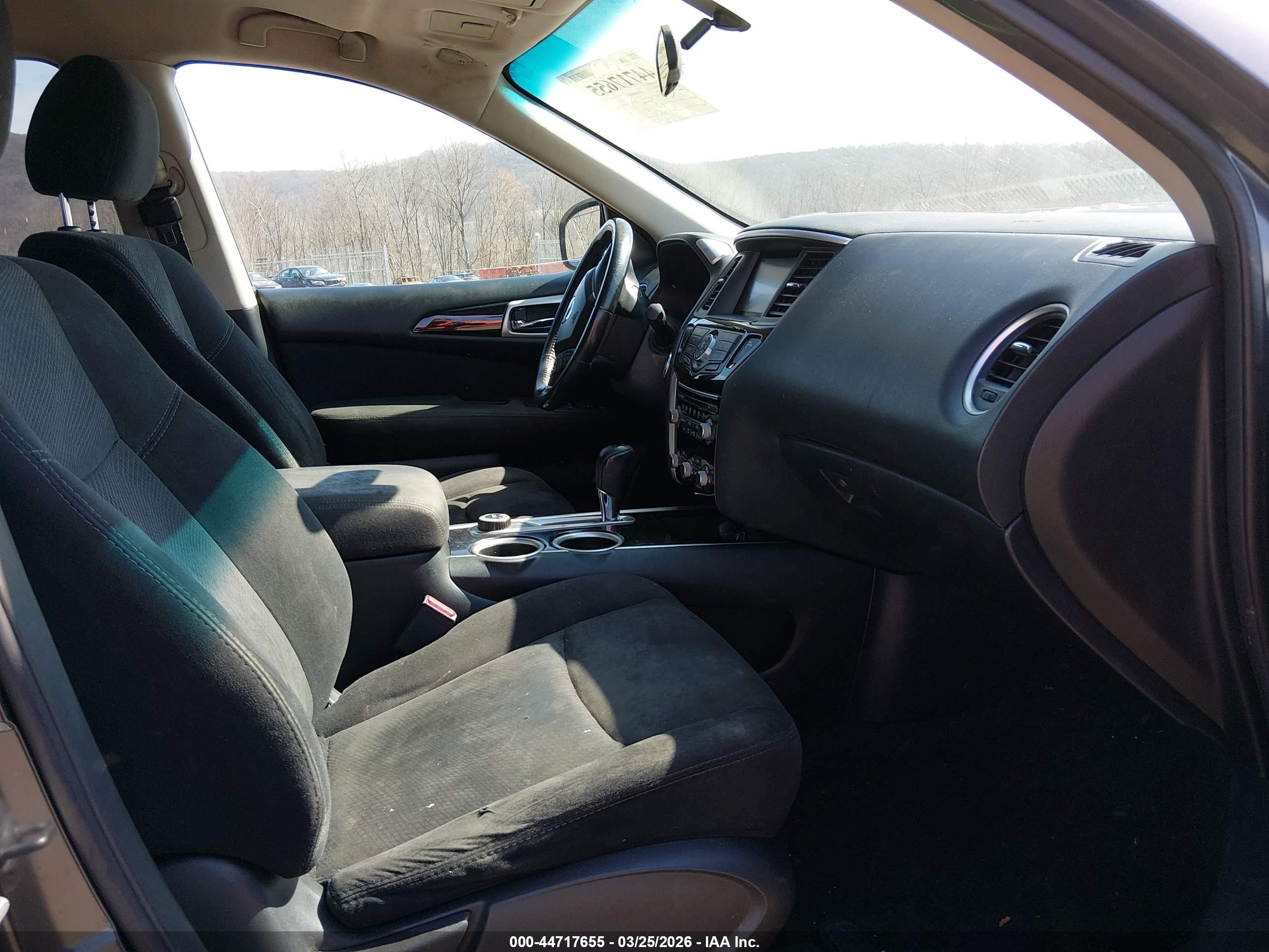NISSAN PATHFINDER image 5