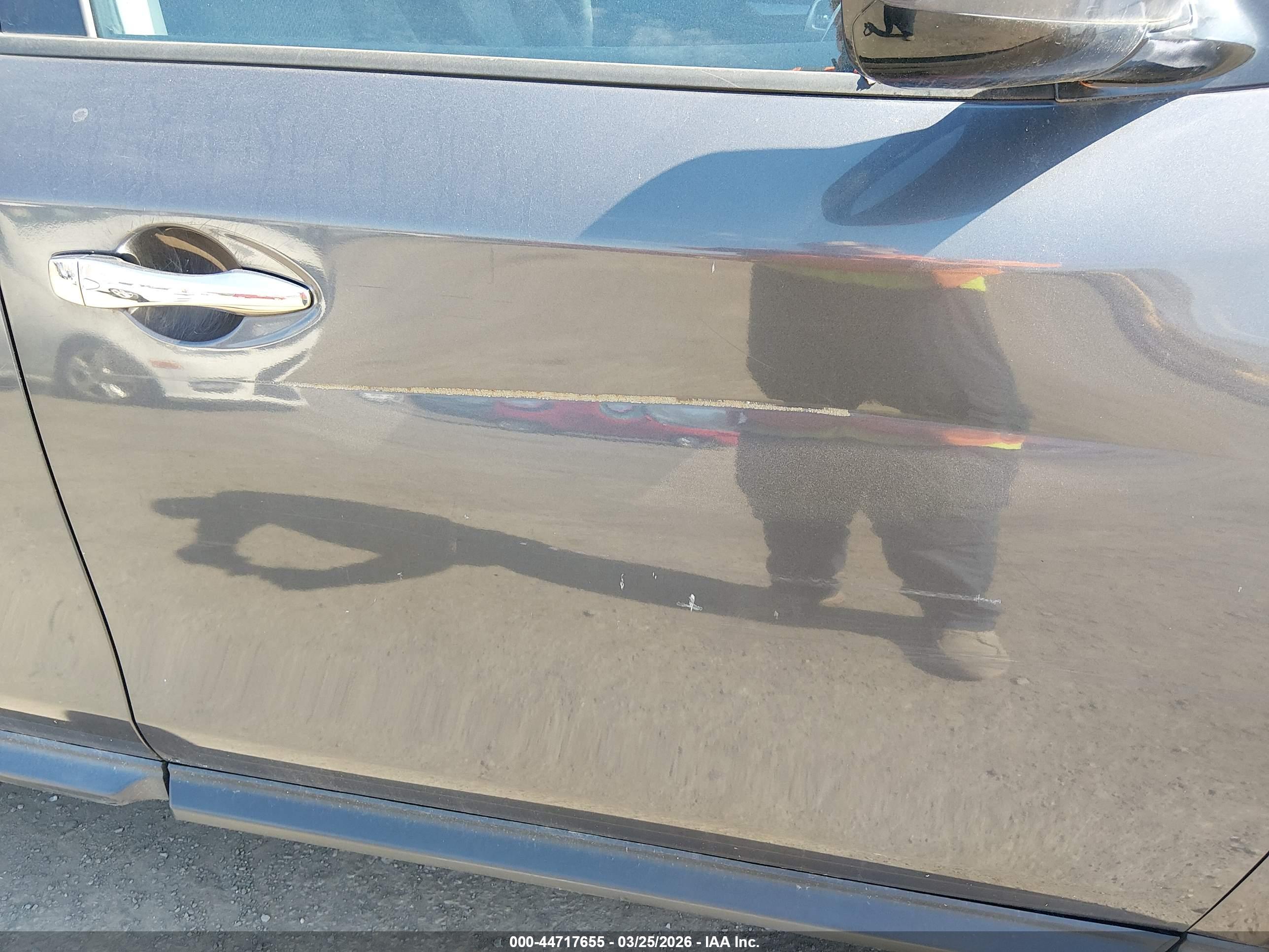 NISSAN PATHFINDER image 6