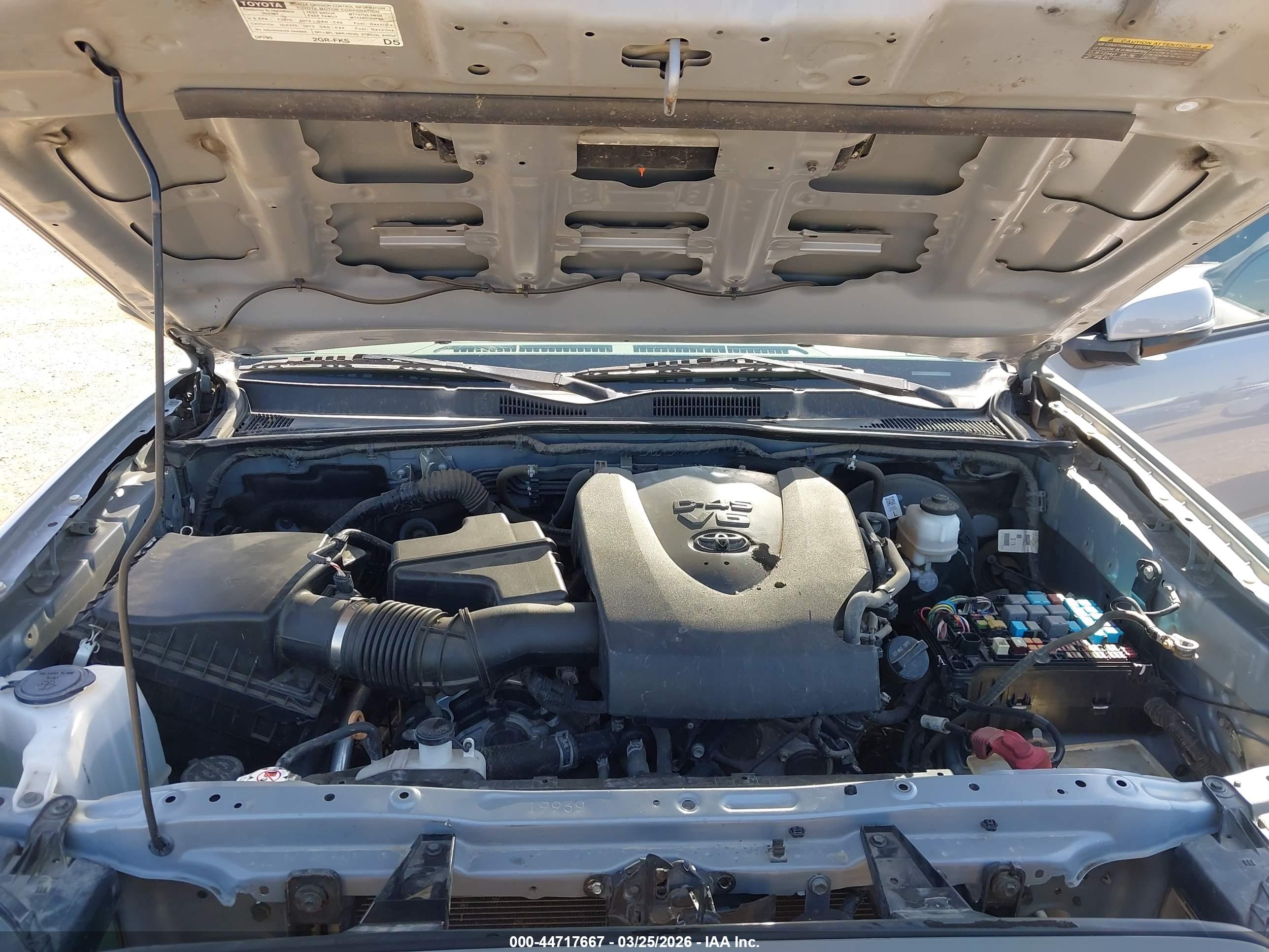 TOYOTA TACOMA image 10