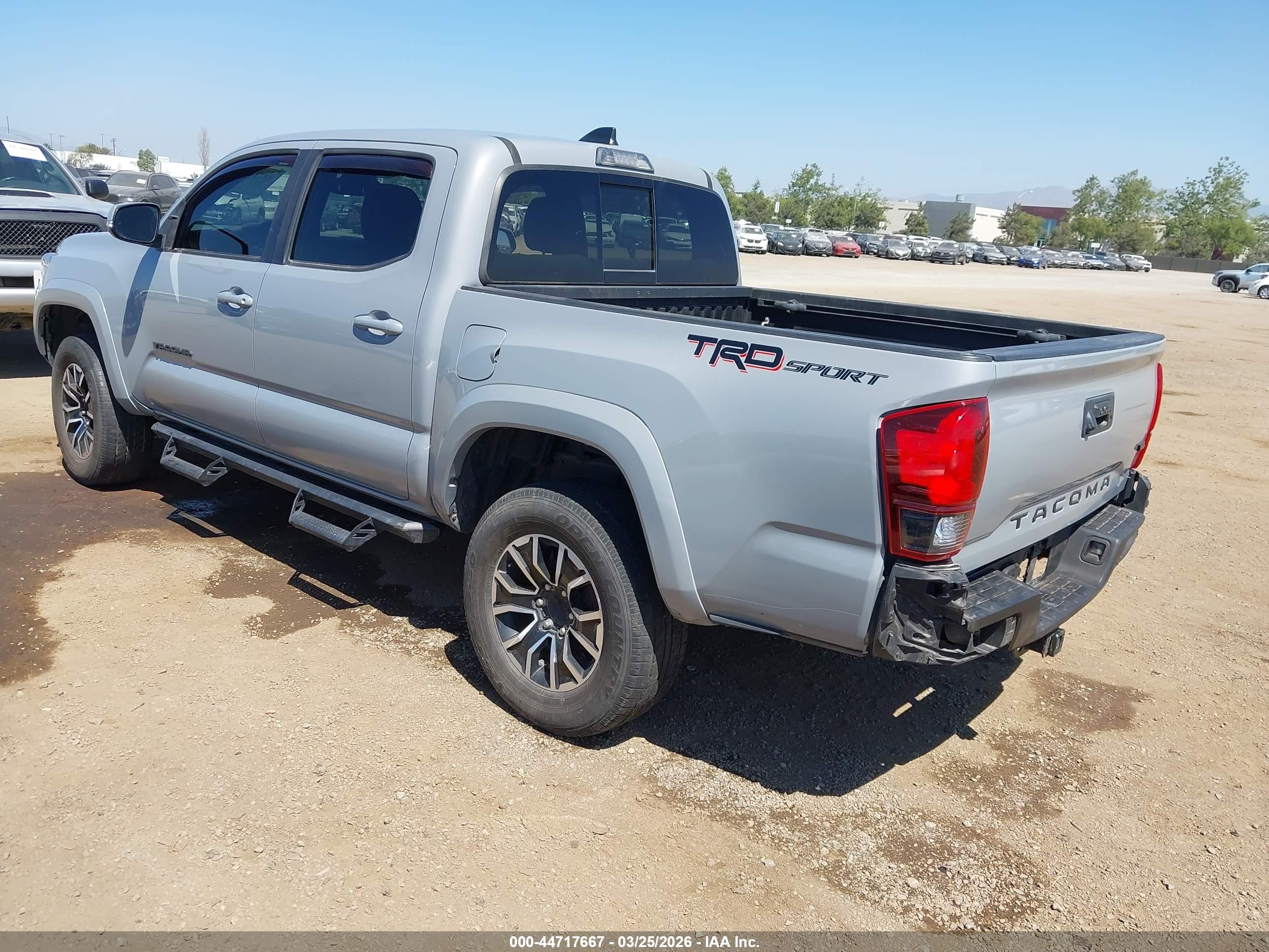 TOYOTA TACOMA image 3