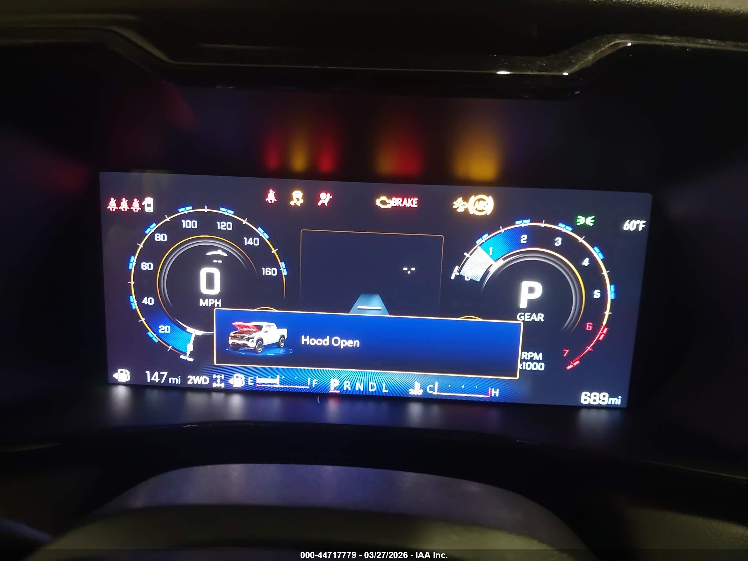 CHEVROLET COLORADO image 7
