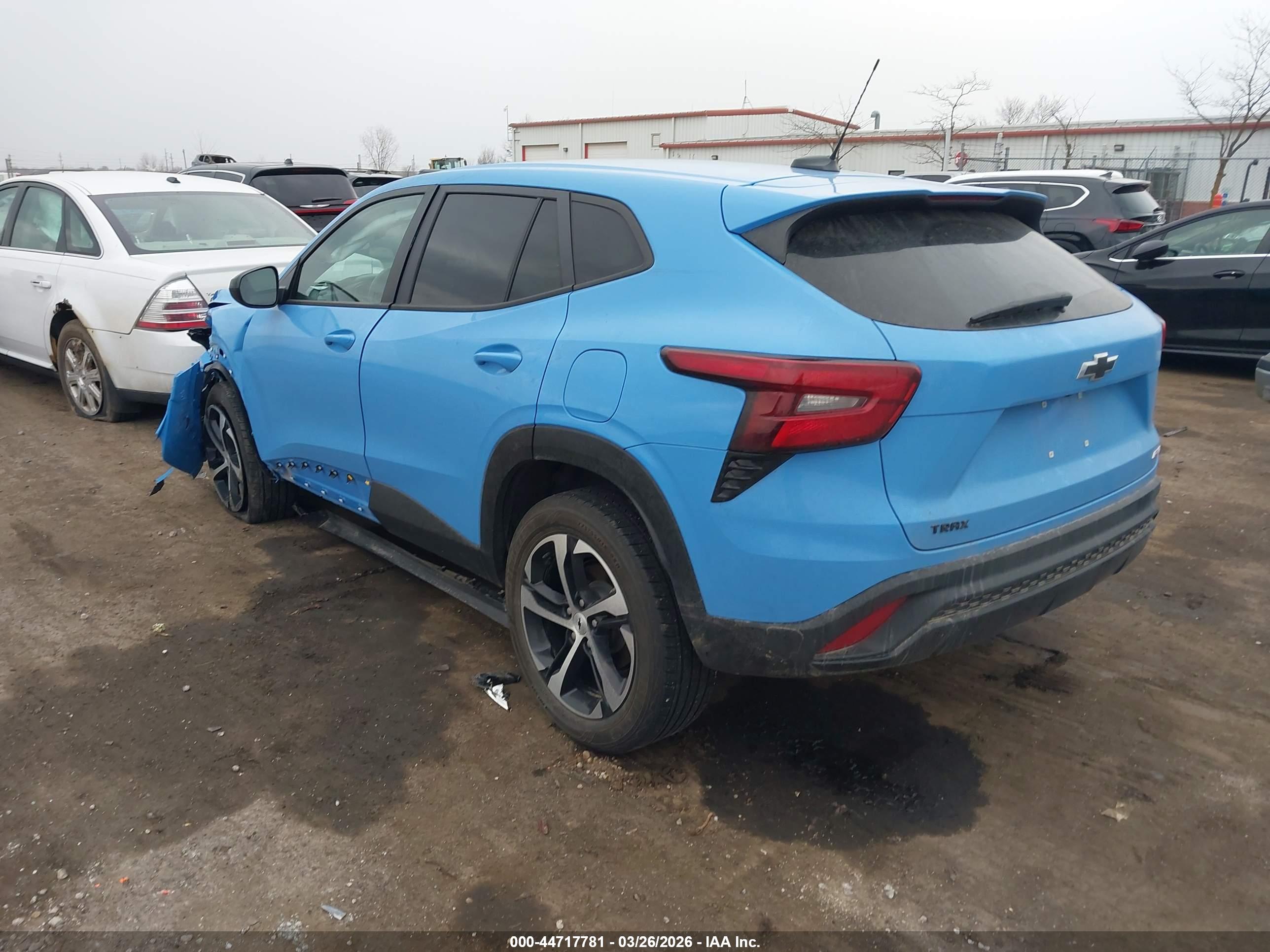 CHEVROLET TRAX image 3