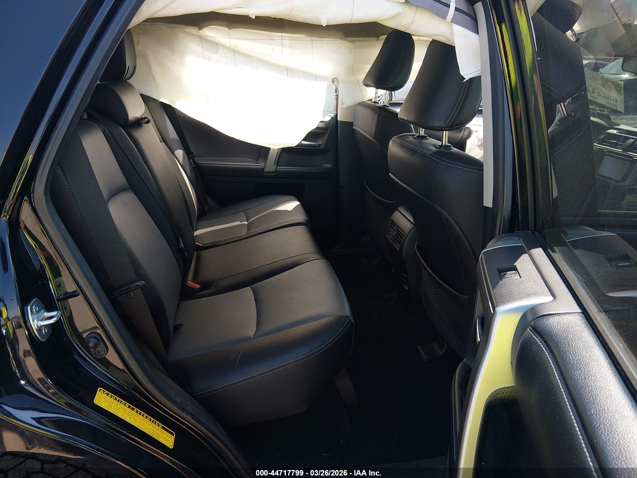 TOYOTA 4RUNNER image 8