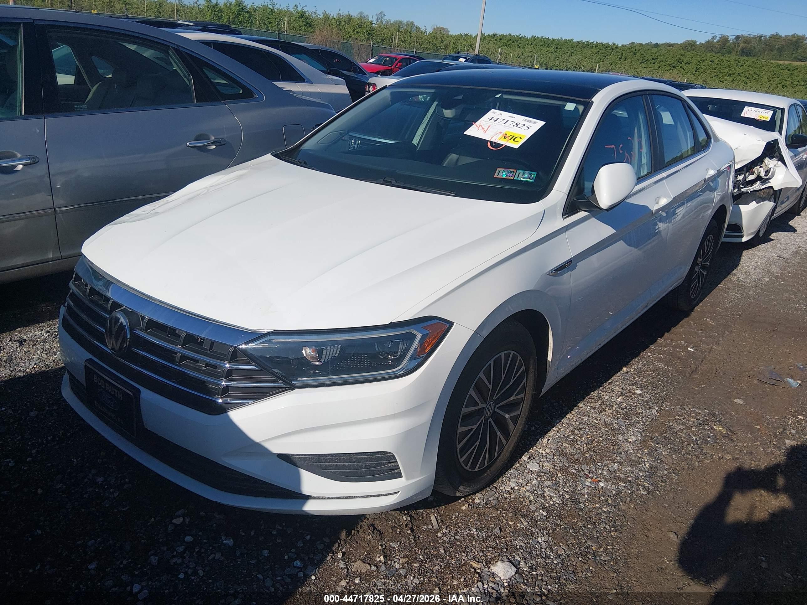 VOLKSWAGEN JETTA image 2
