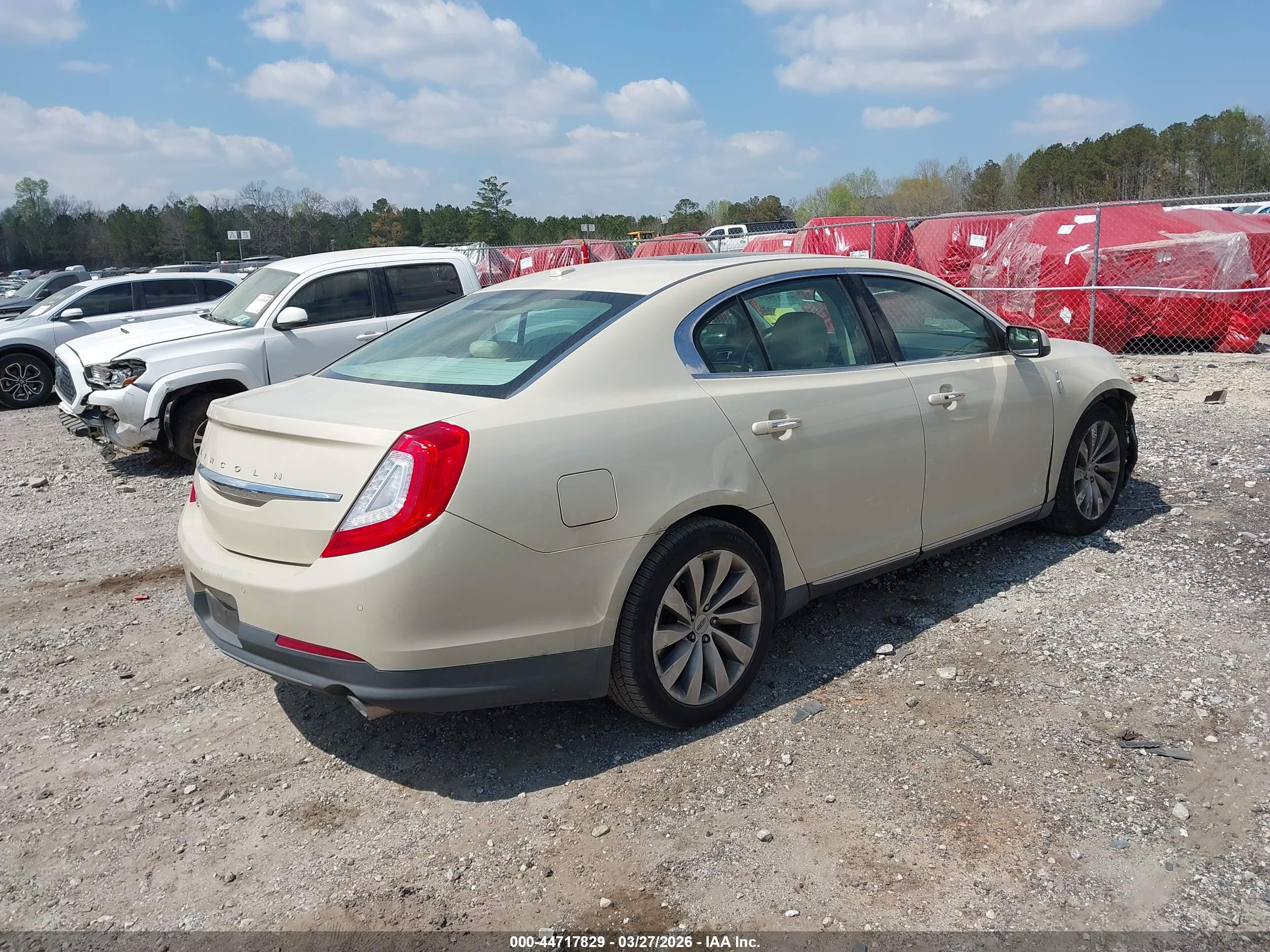 LINCOLN MKS image 4