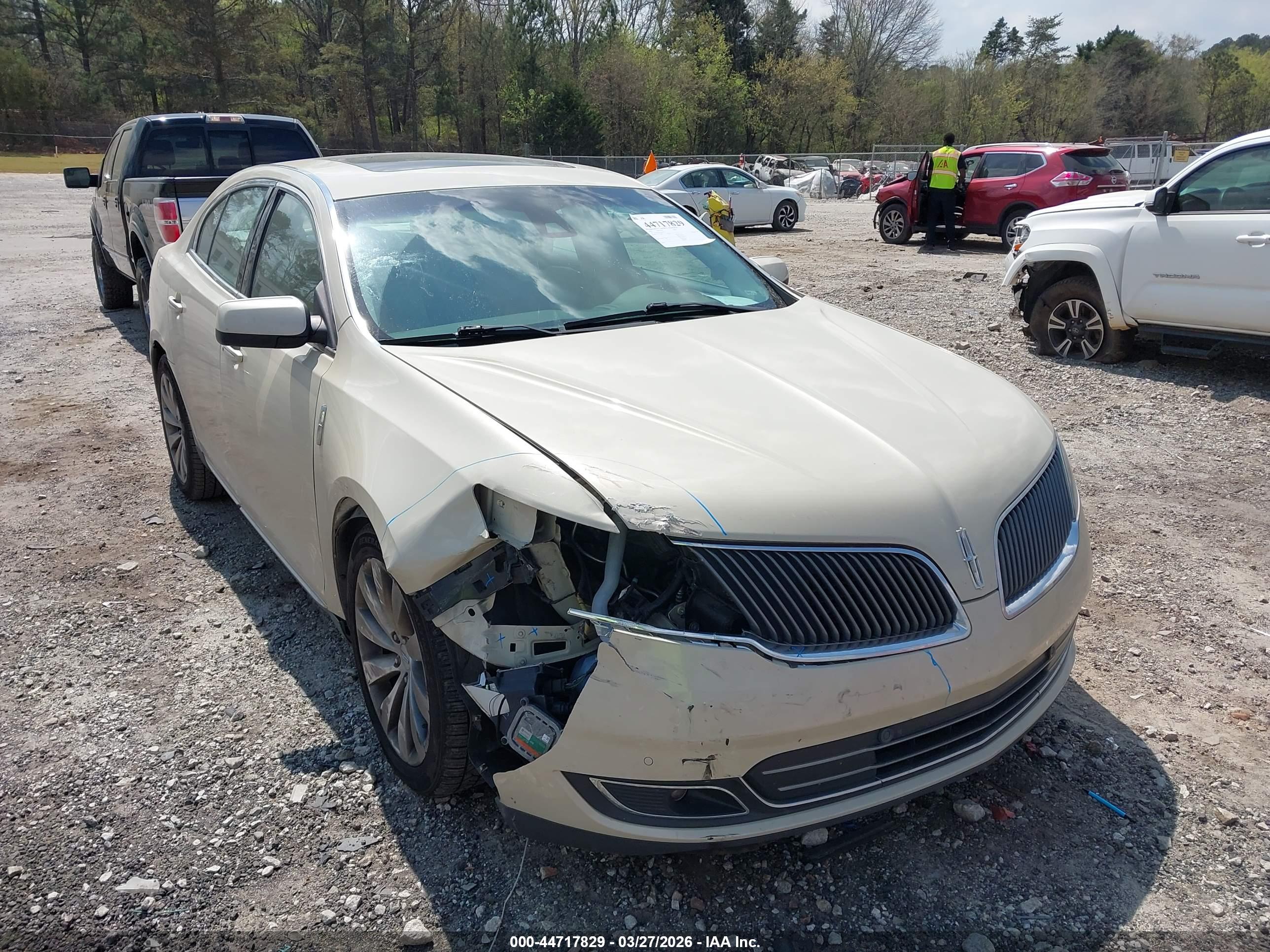 LINCOLN MKS image 6