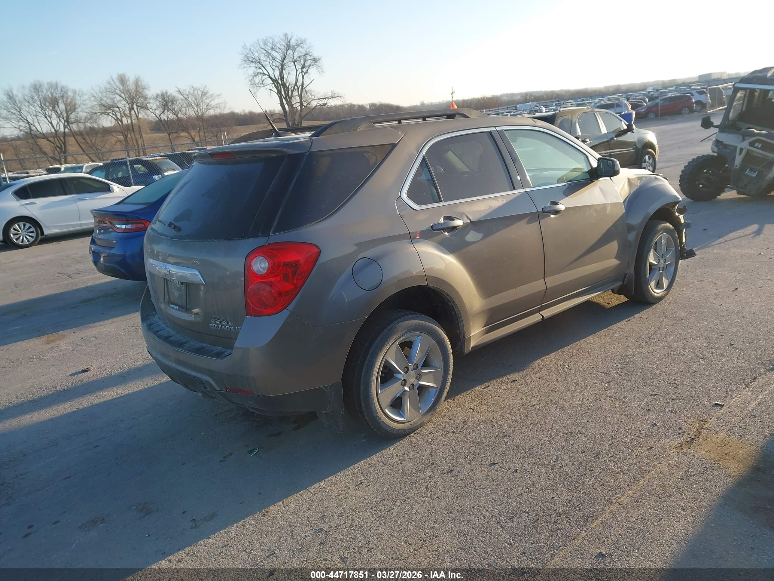 CHEVROLET EQUINOX image 4