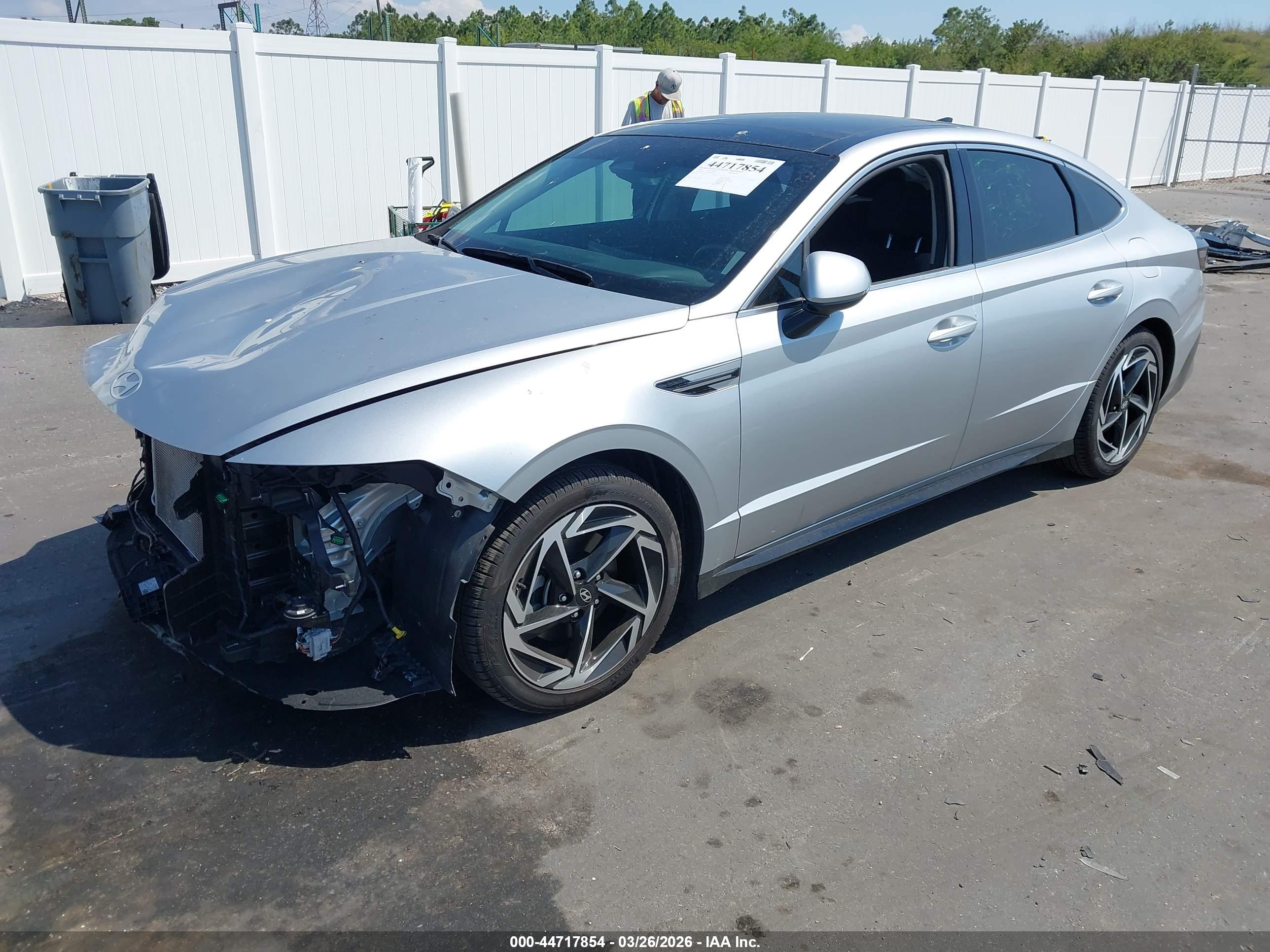 HYUNDAI SONATA image 2