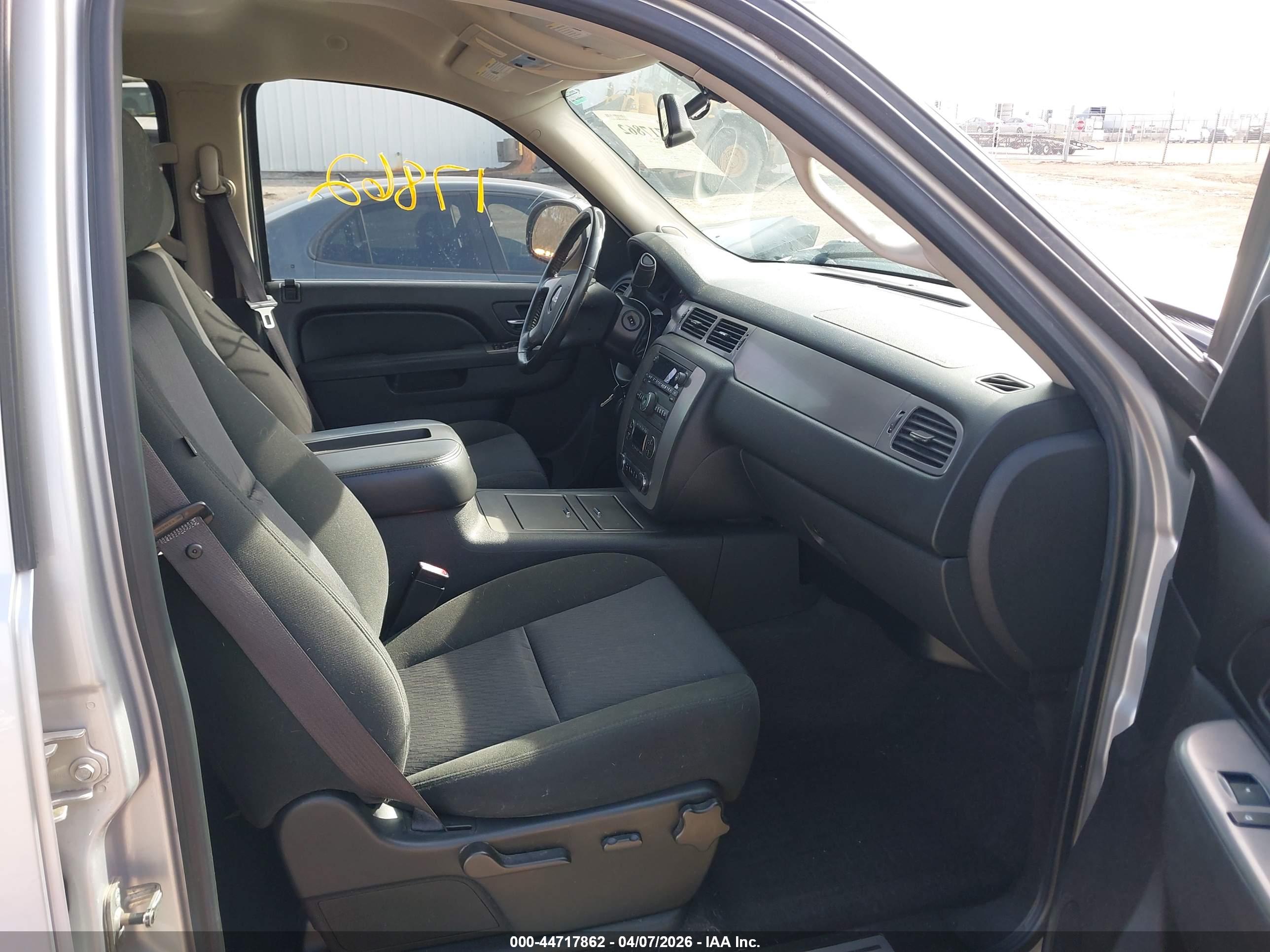 GMC SIERRA image 5