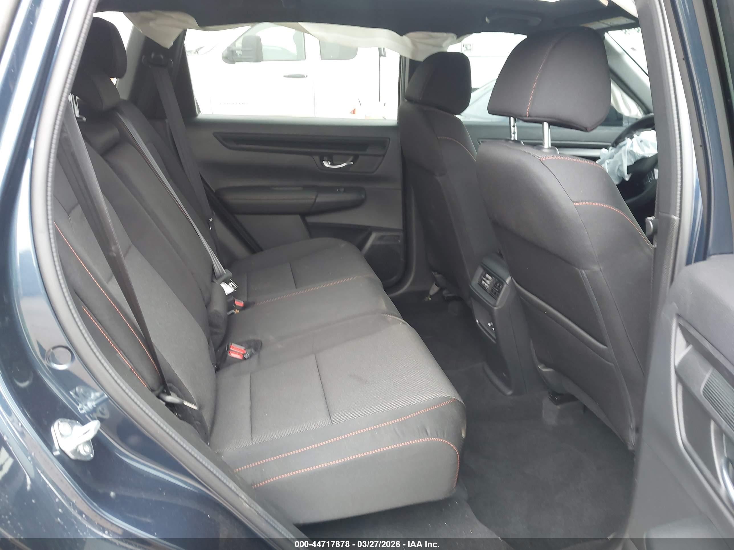 HONDA CR-V image 8
