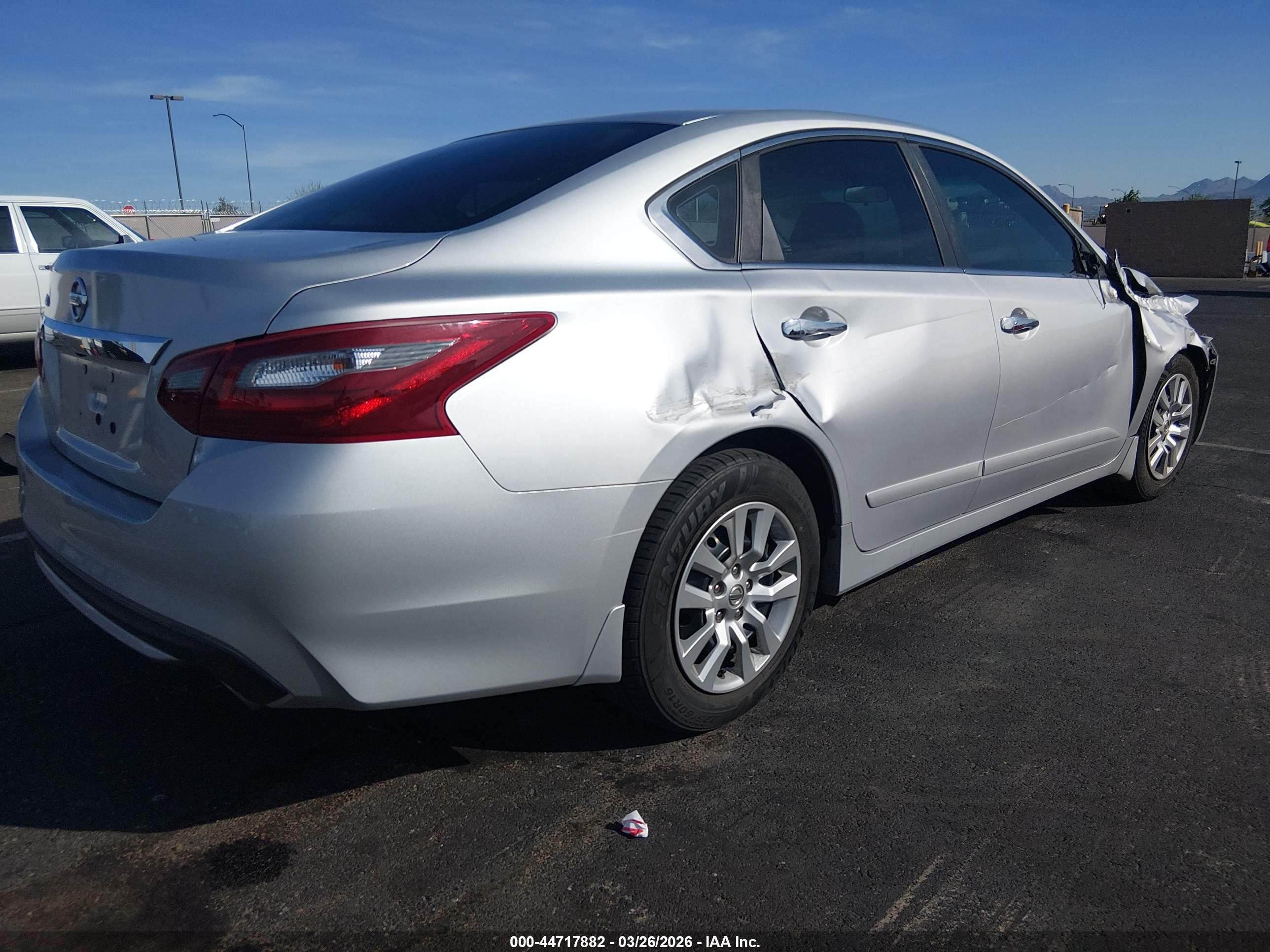 NISSAN ALTIMA image 4