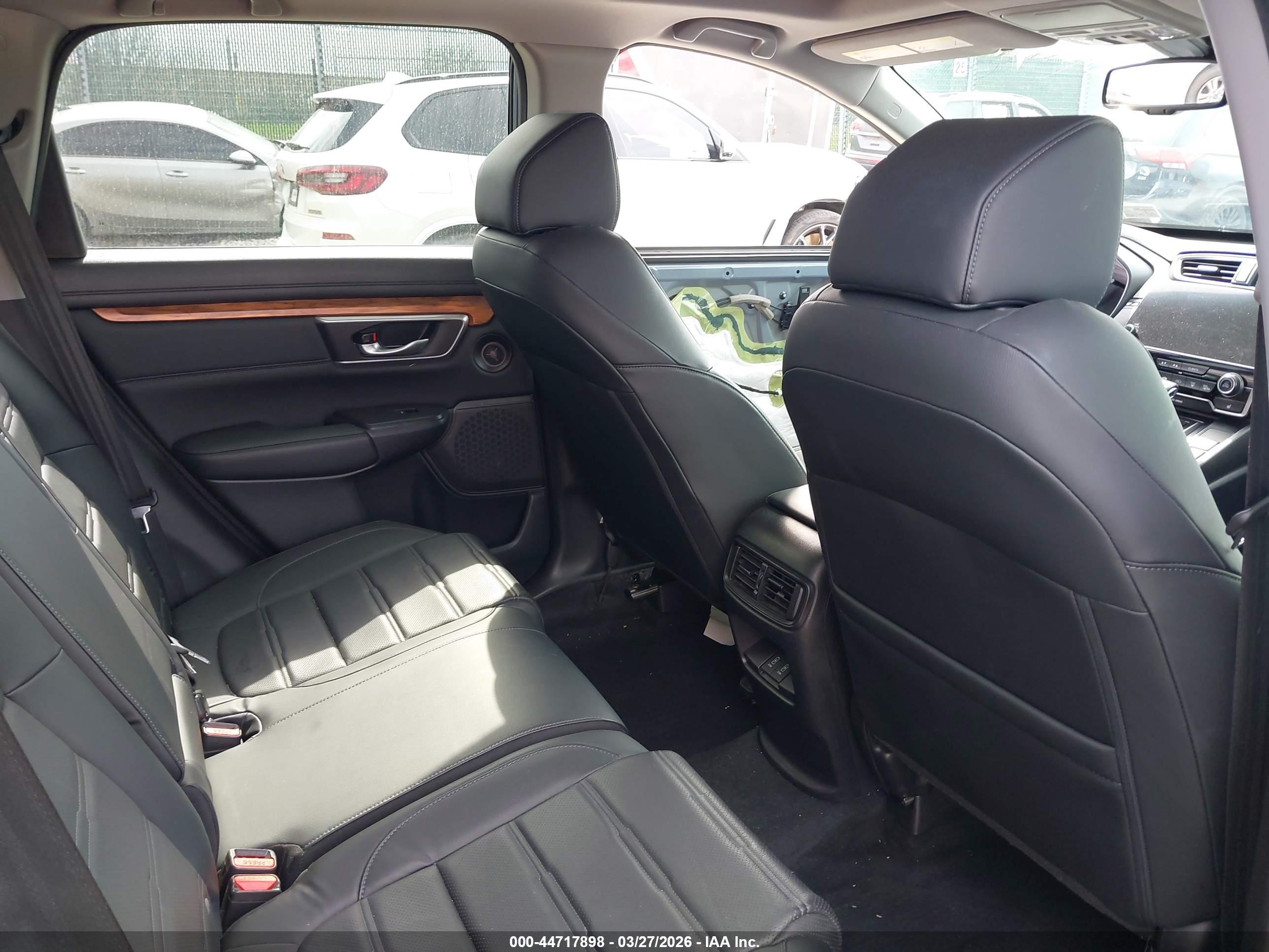 HONDA CR-V image 8