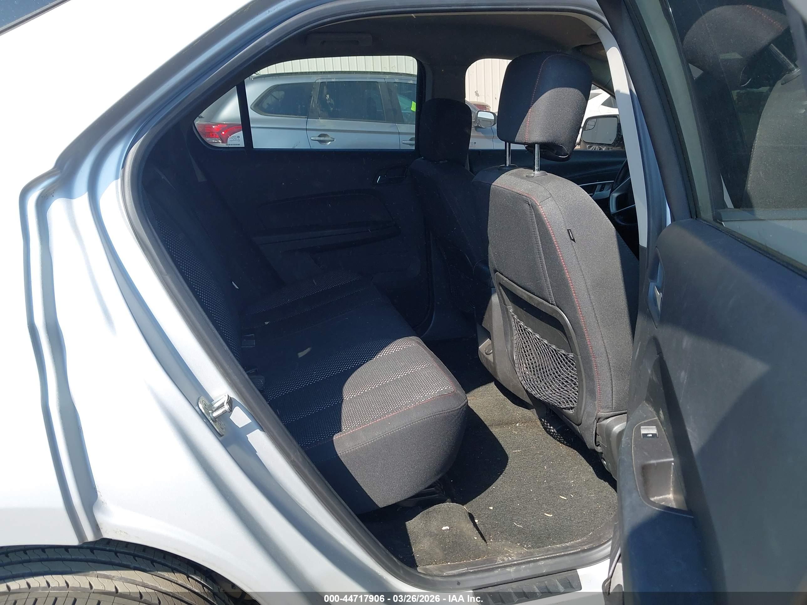 CHEVROLET EQUINOX image 8