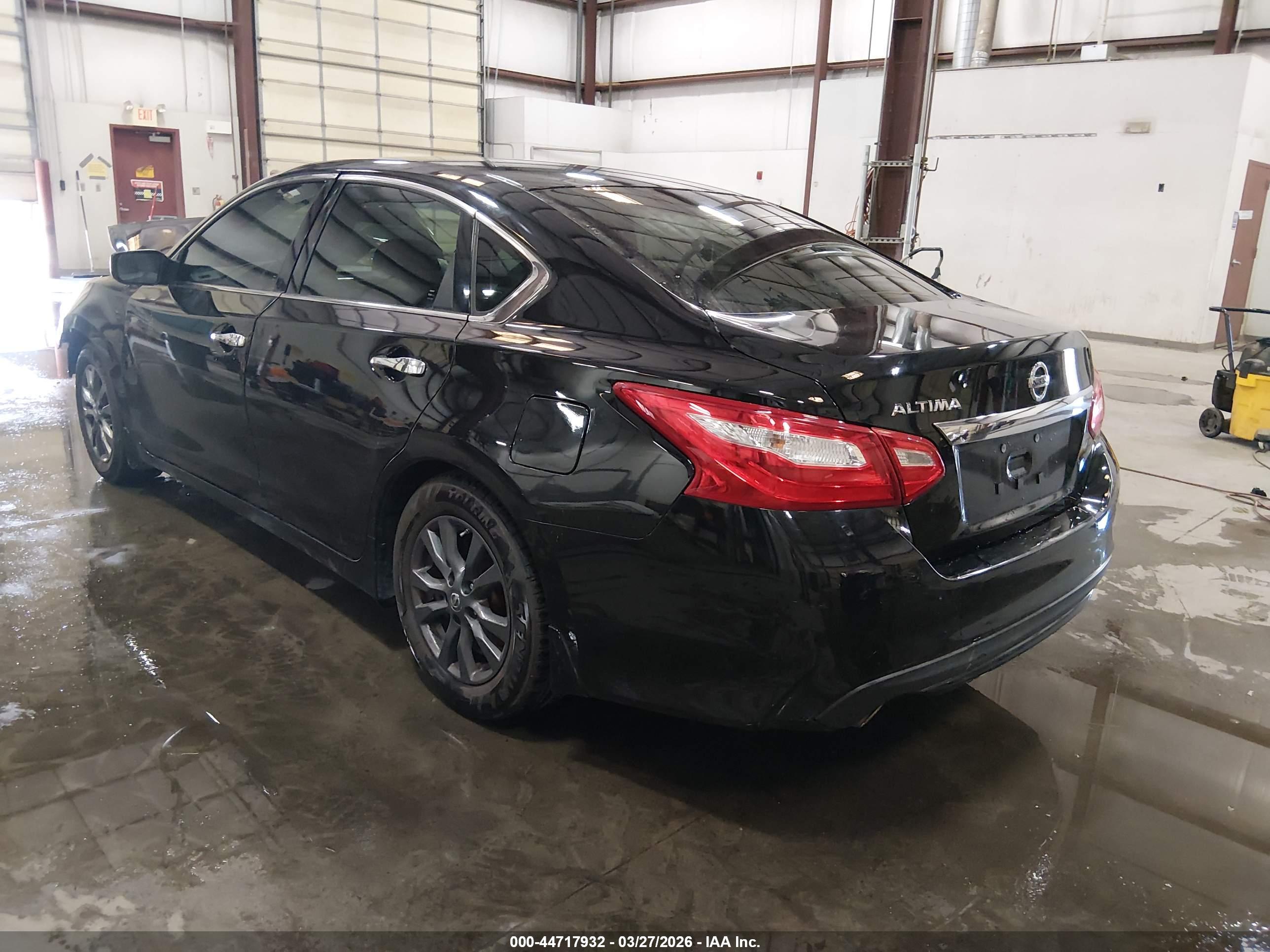 NISSAN ALTIMA image 3