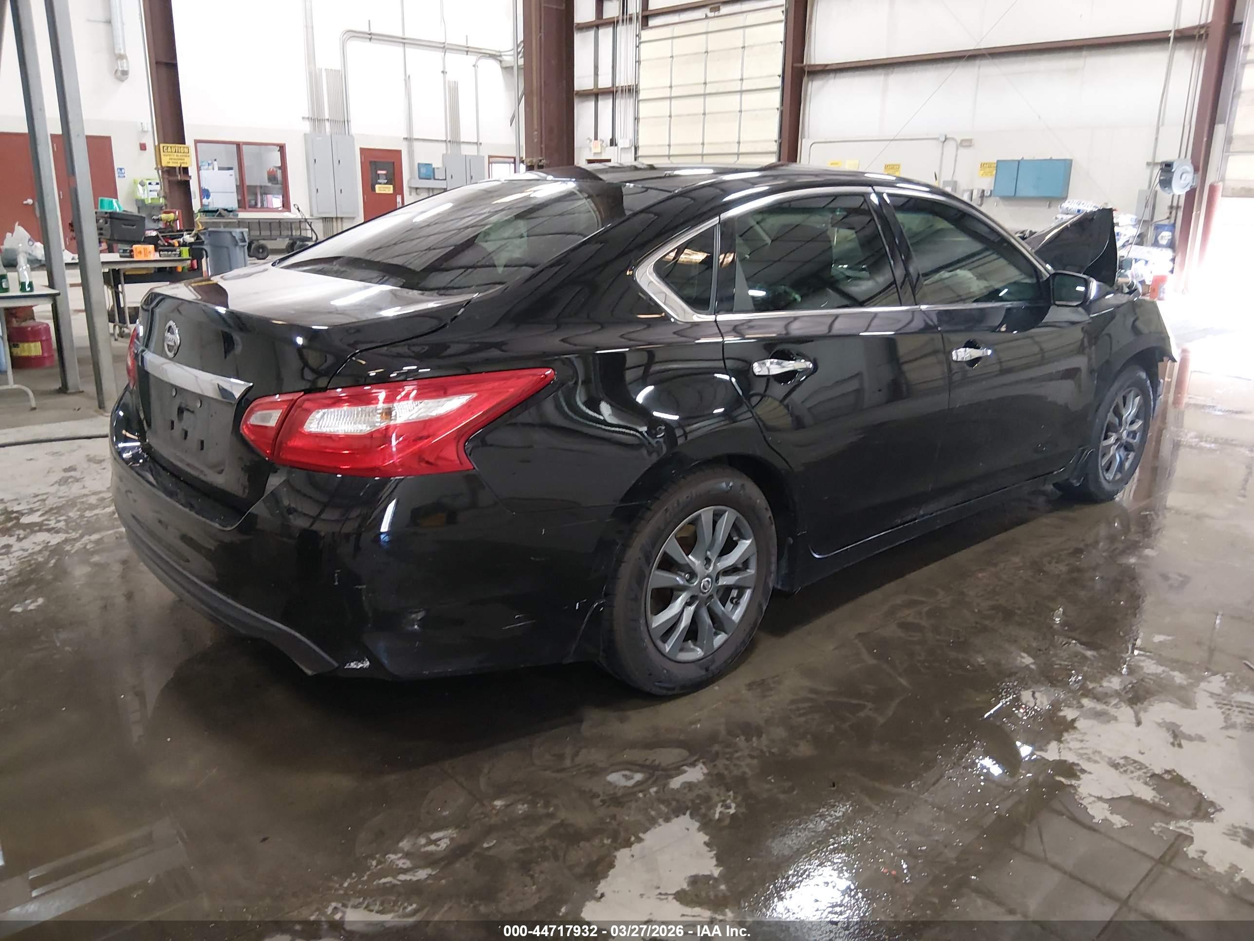 NISSAN ALTIMA image 4