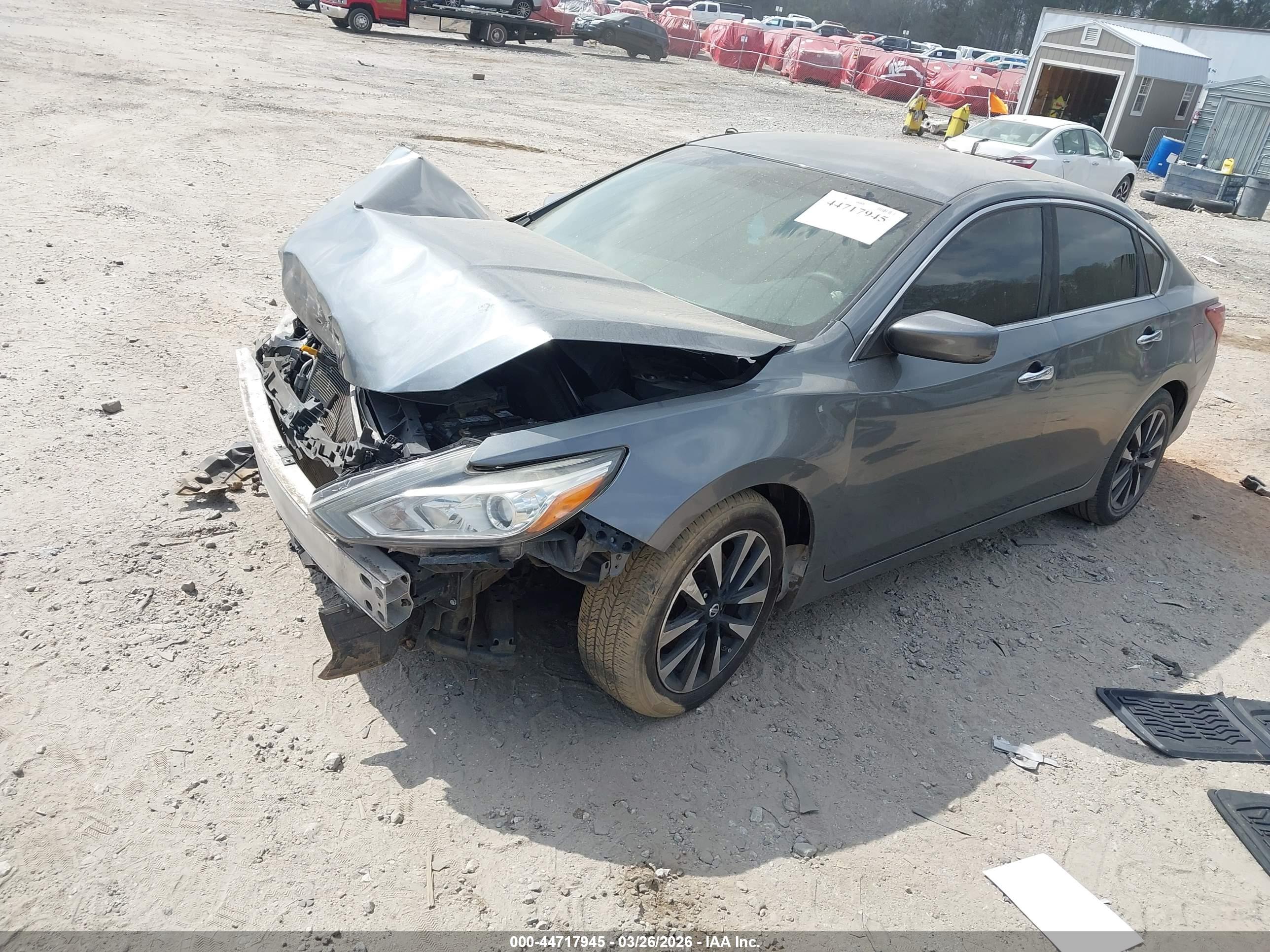 NISSAN ALTIMA image 2