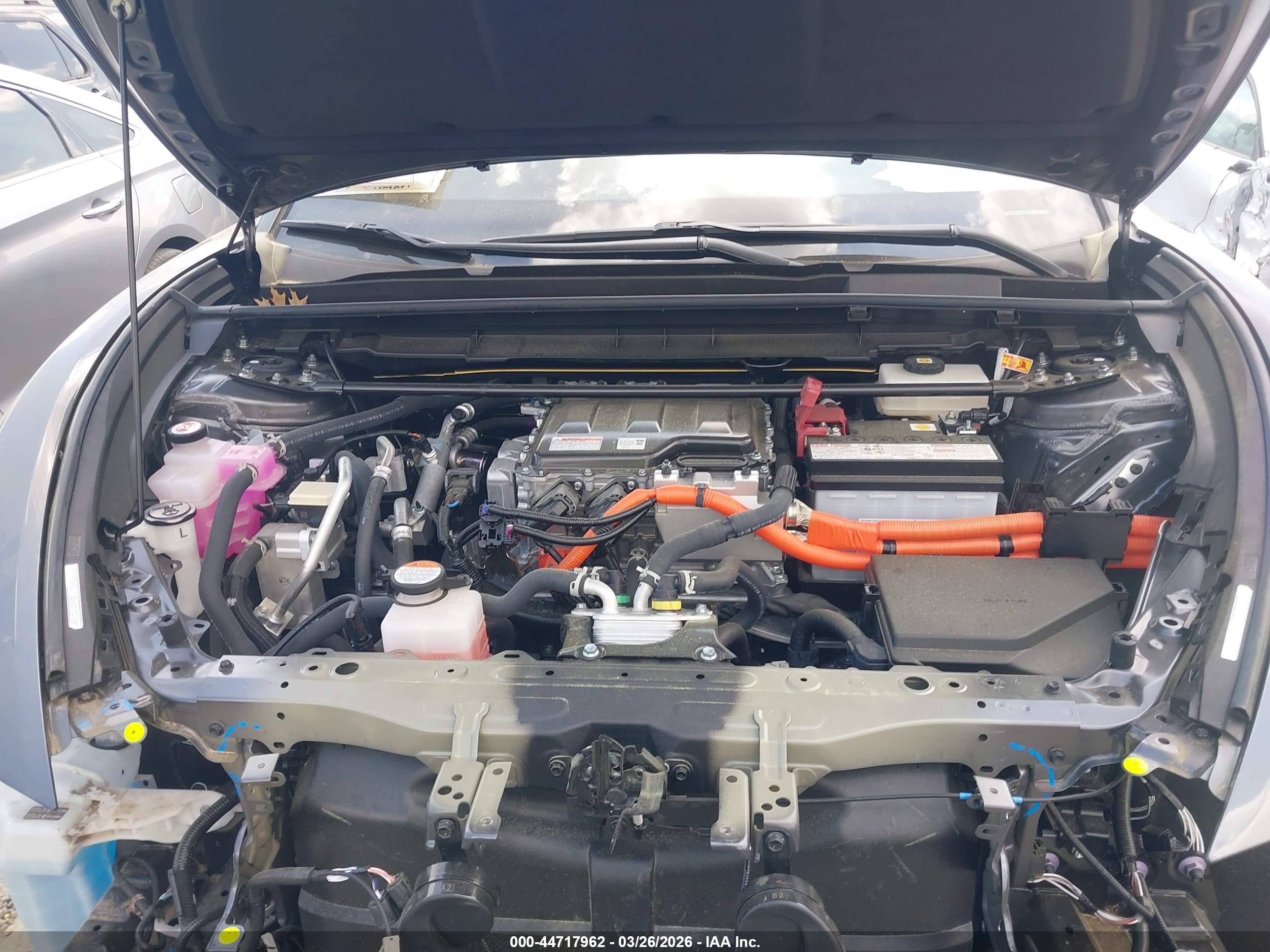 LEXUS RZ image 10