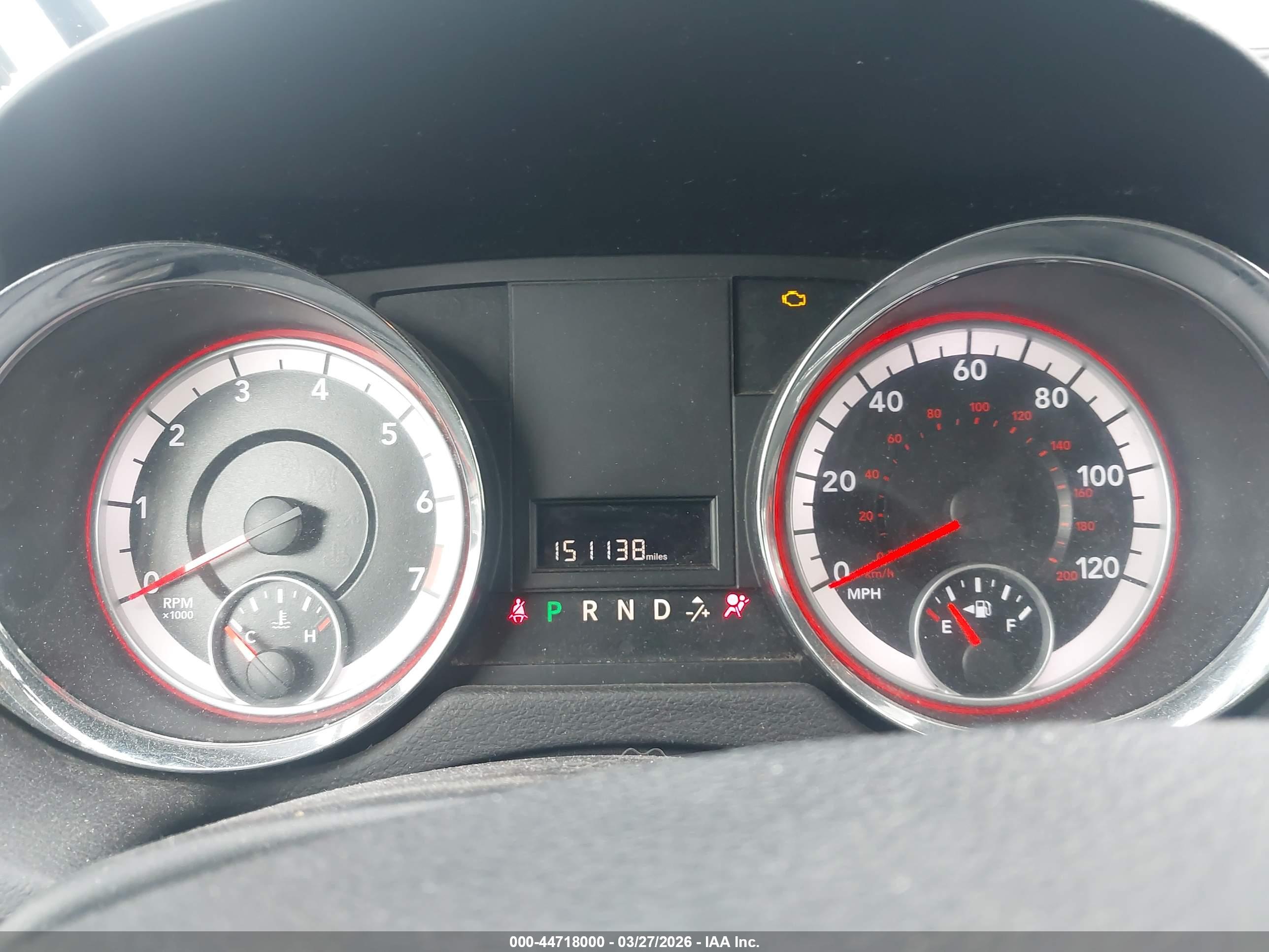DODGE GRAND image 7