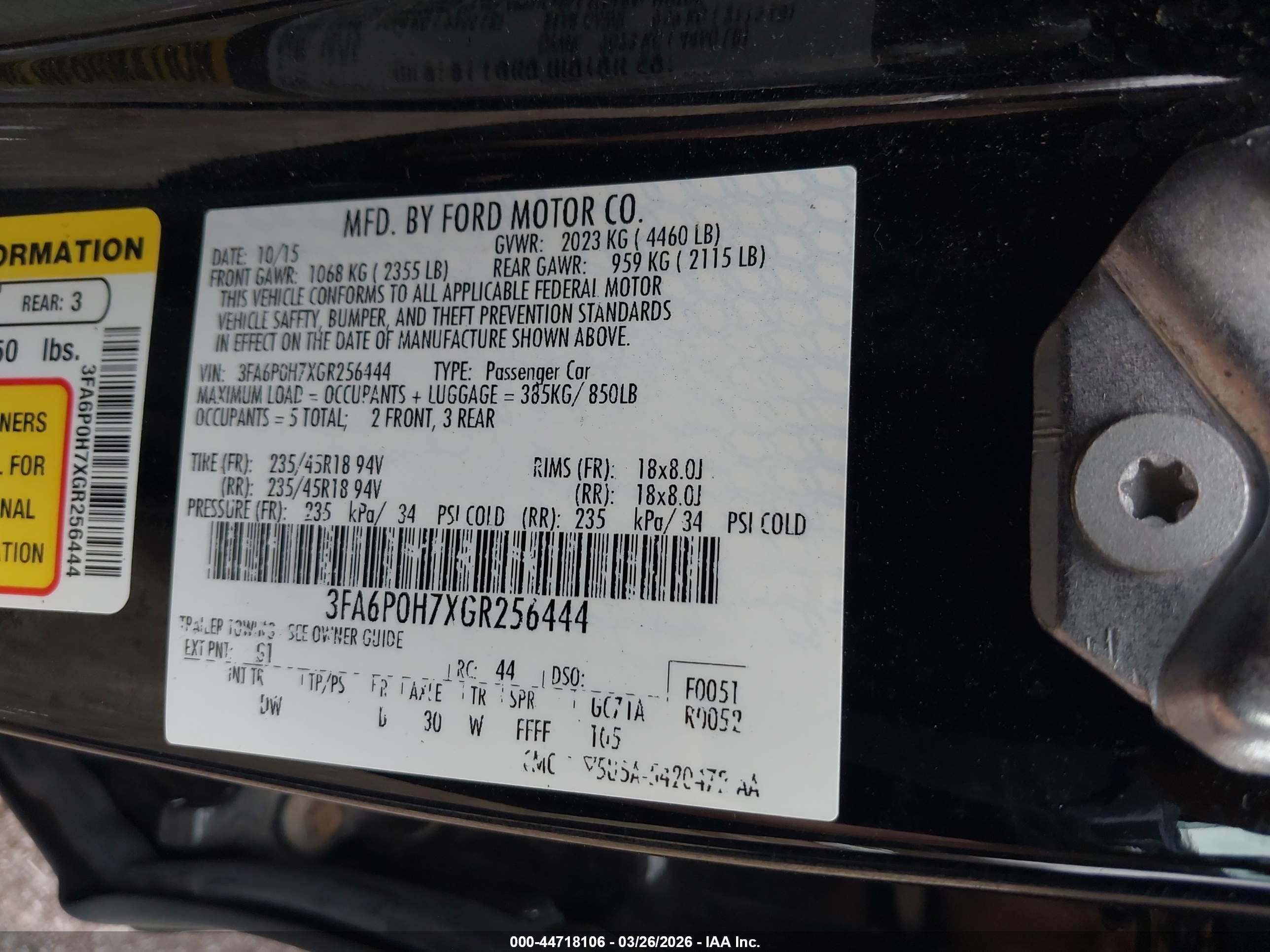 FORD FUSION image 9