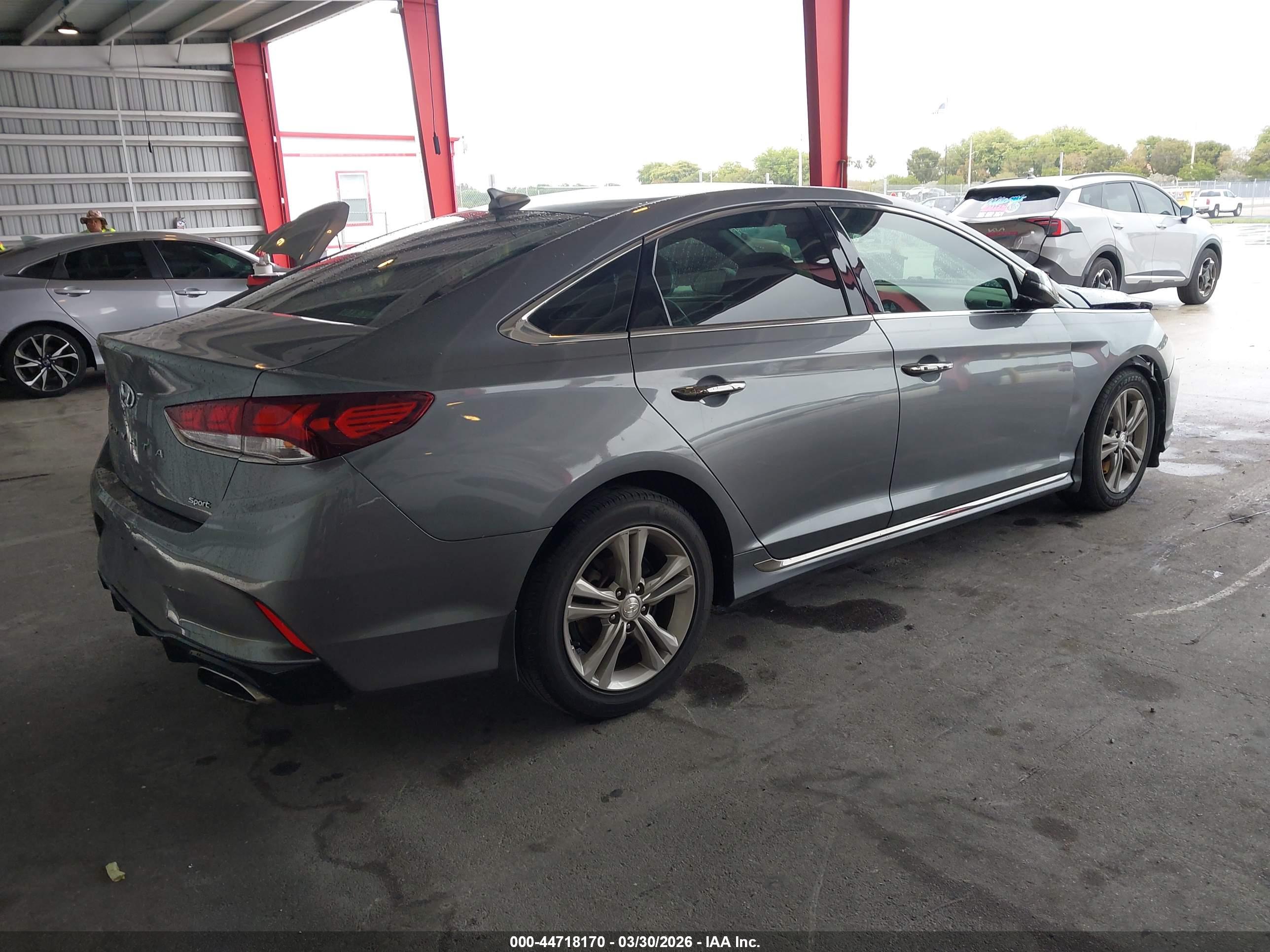 HYUNDAI SONATA image 4
