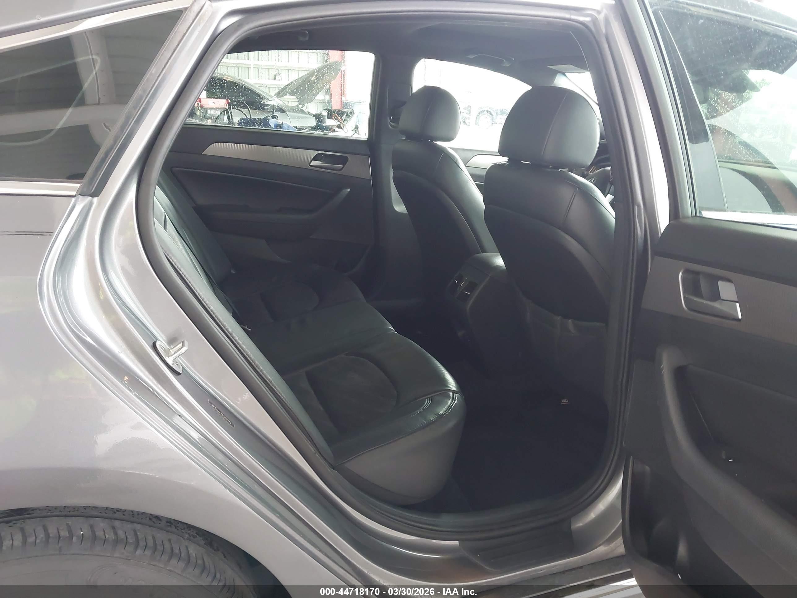 HYUNDAI SONATA image 8