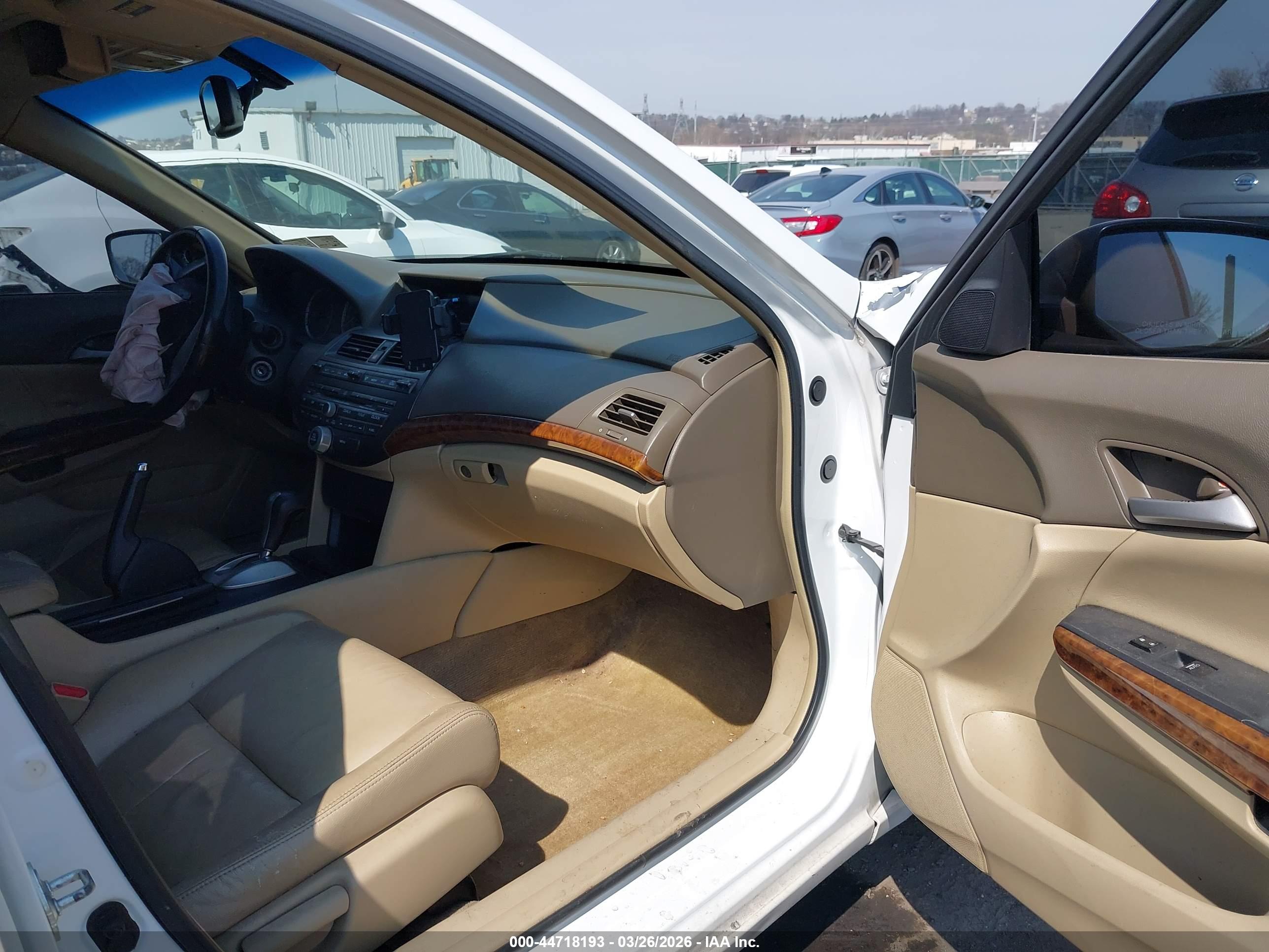HONDA ACCORD image 5