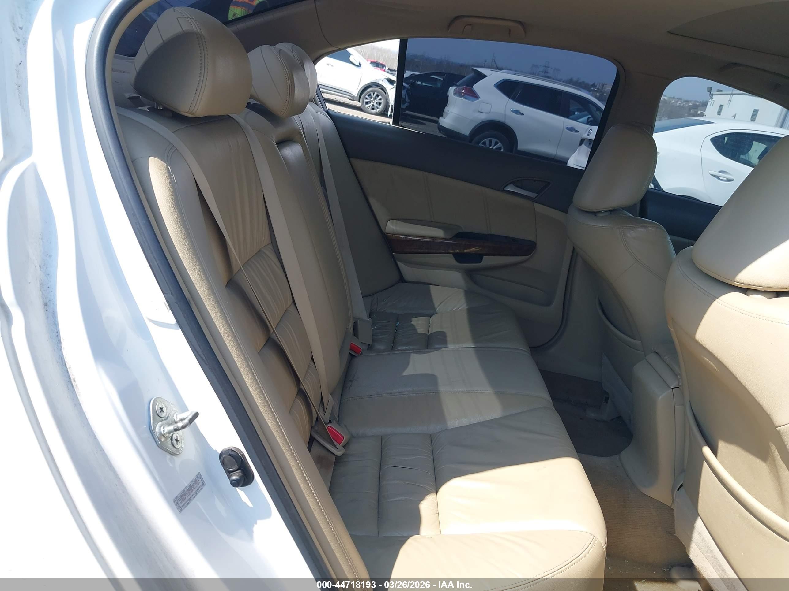 HONDA ACCORD image 8