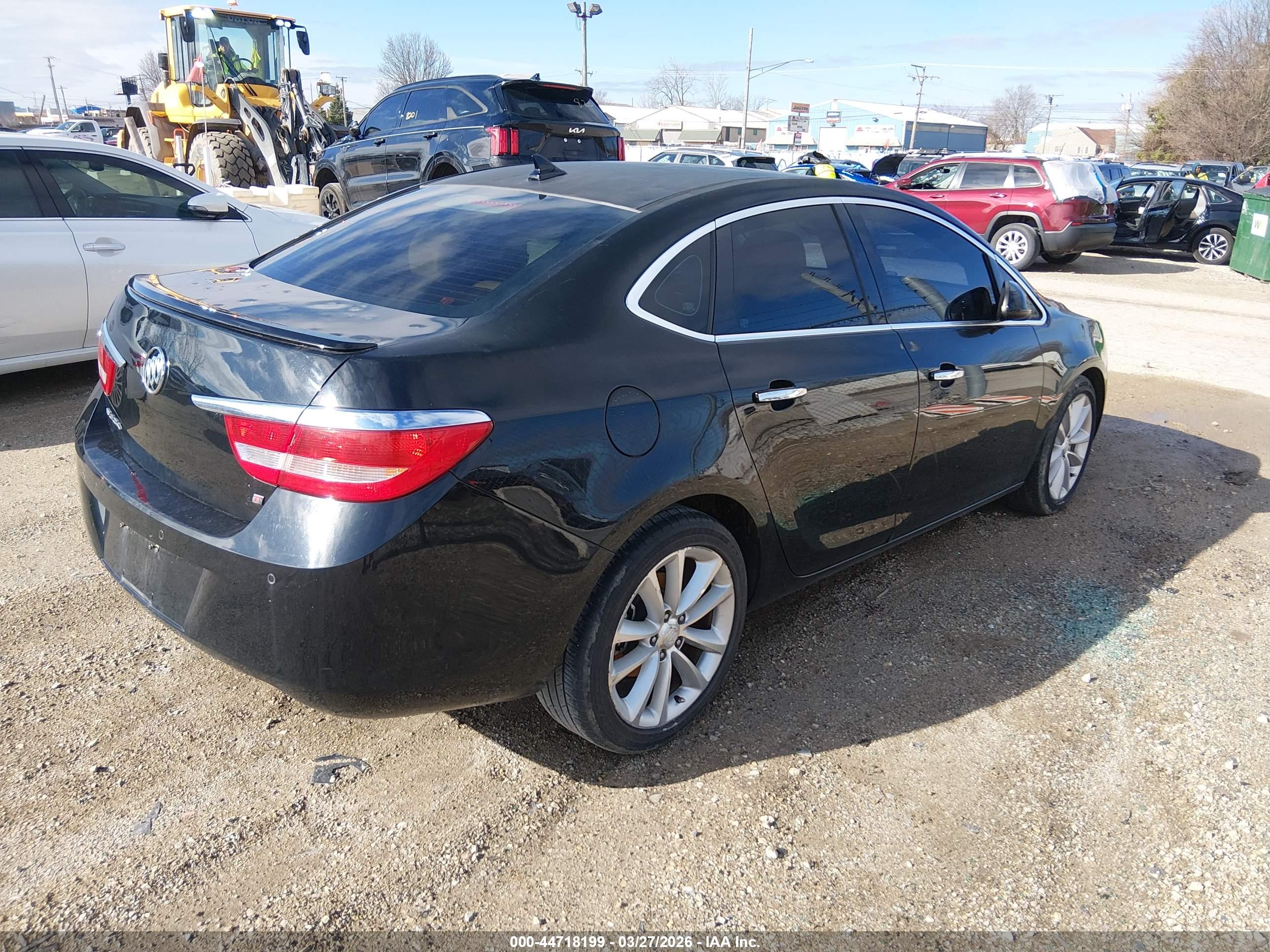 BUICK VERANO image 4