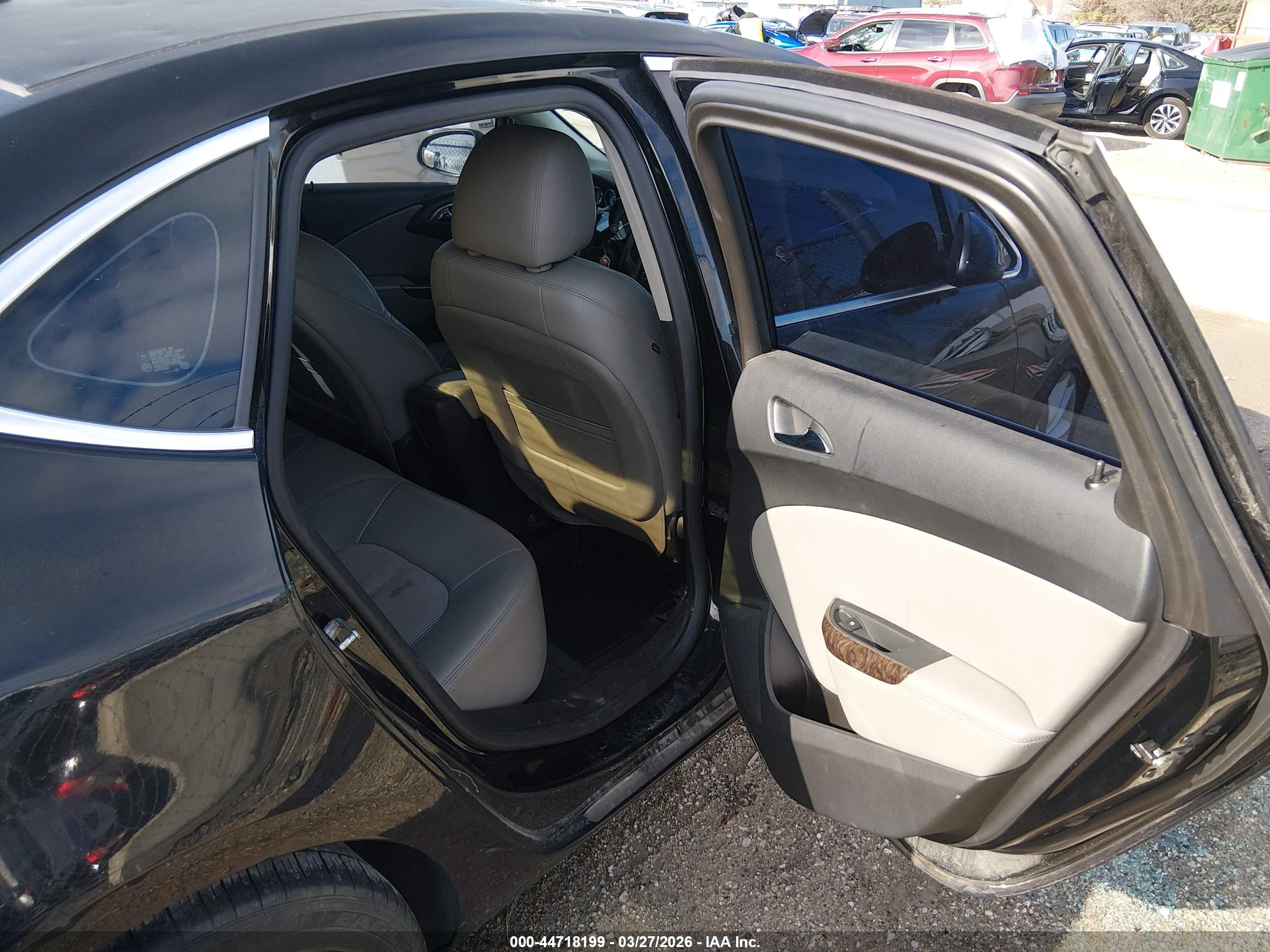 BUICK VERANO image 8