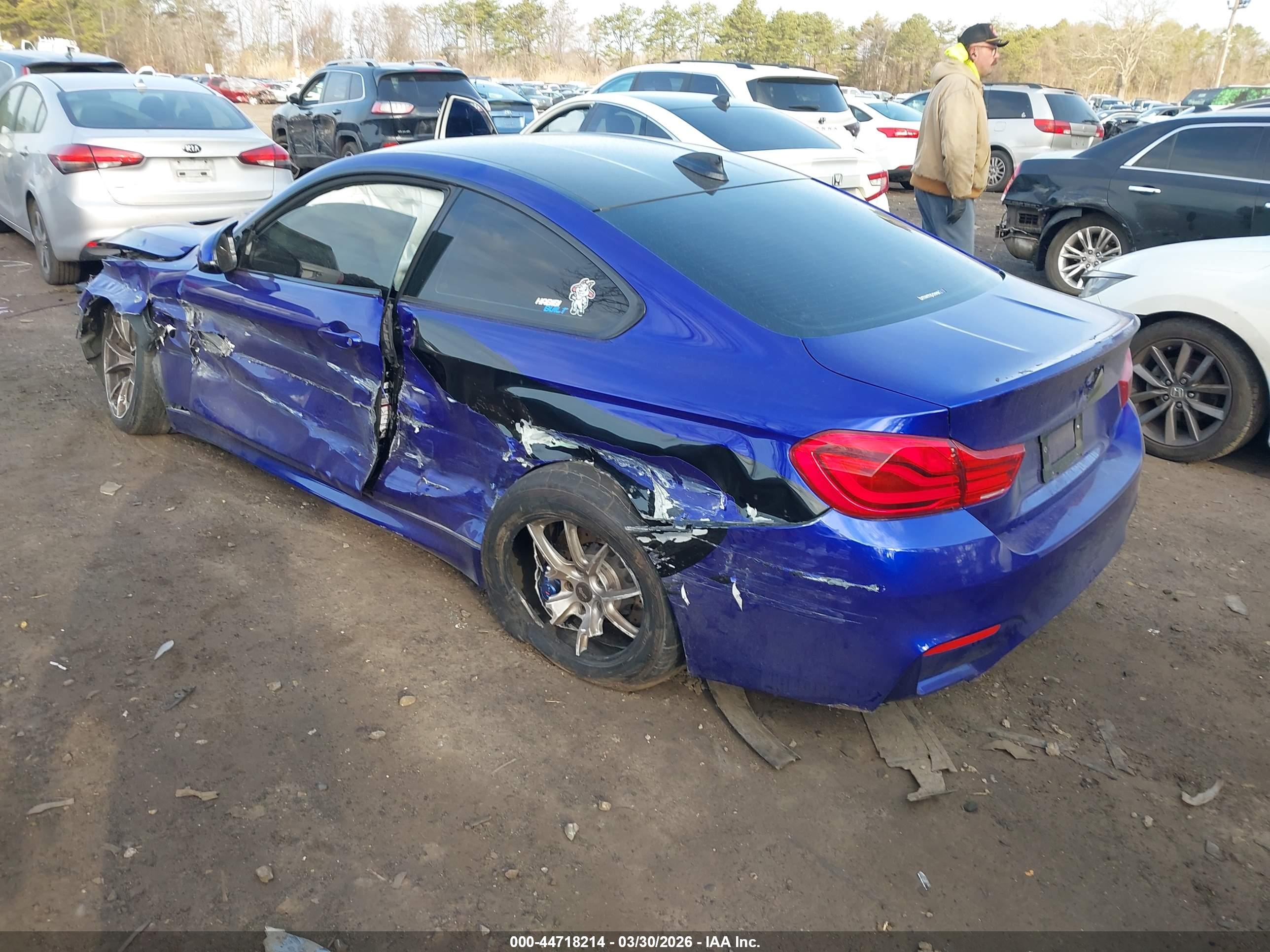 BMW M4 image 3