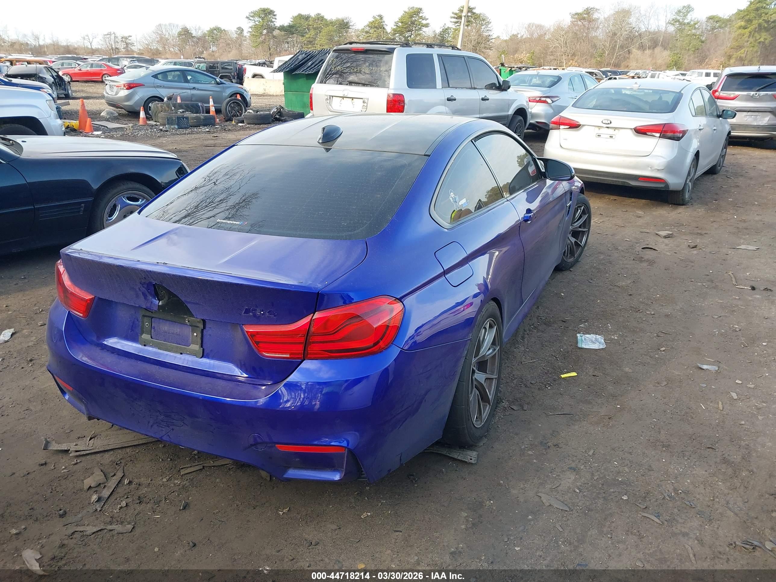 BMW M4 image 4
