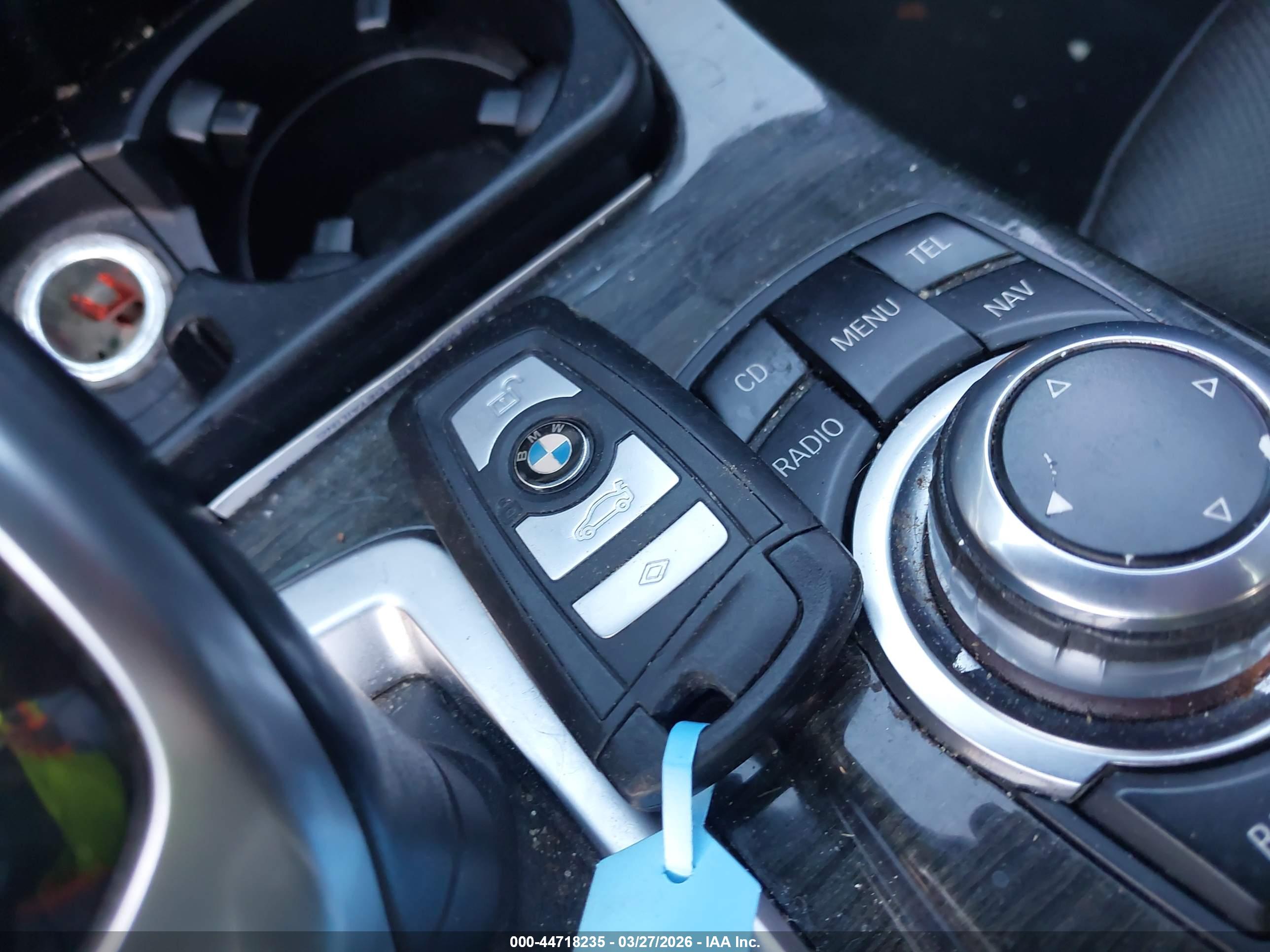 BMW 550I image 11