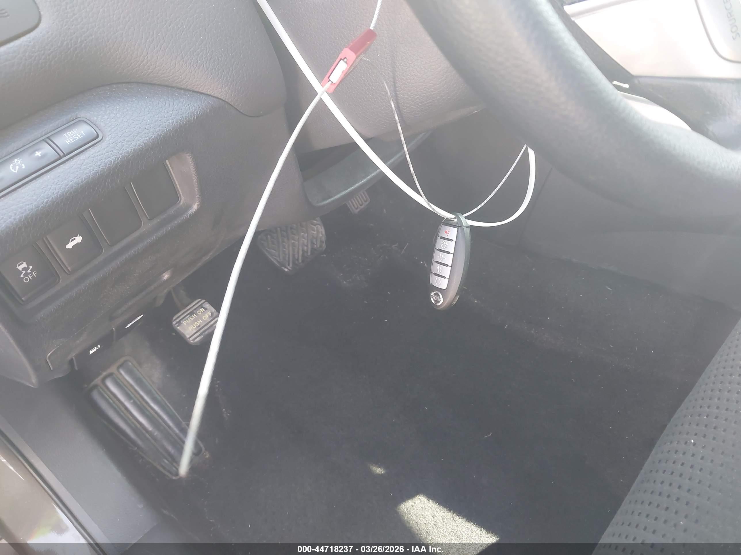 NISSAN ALTIMA image 11