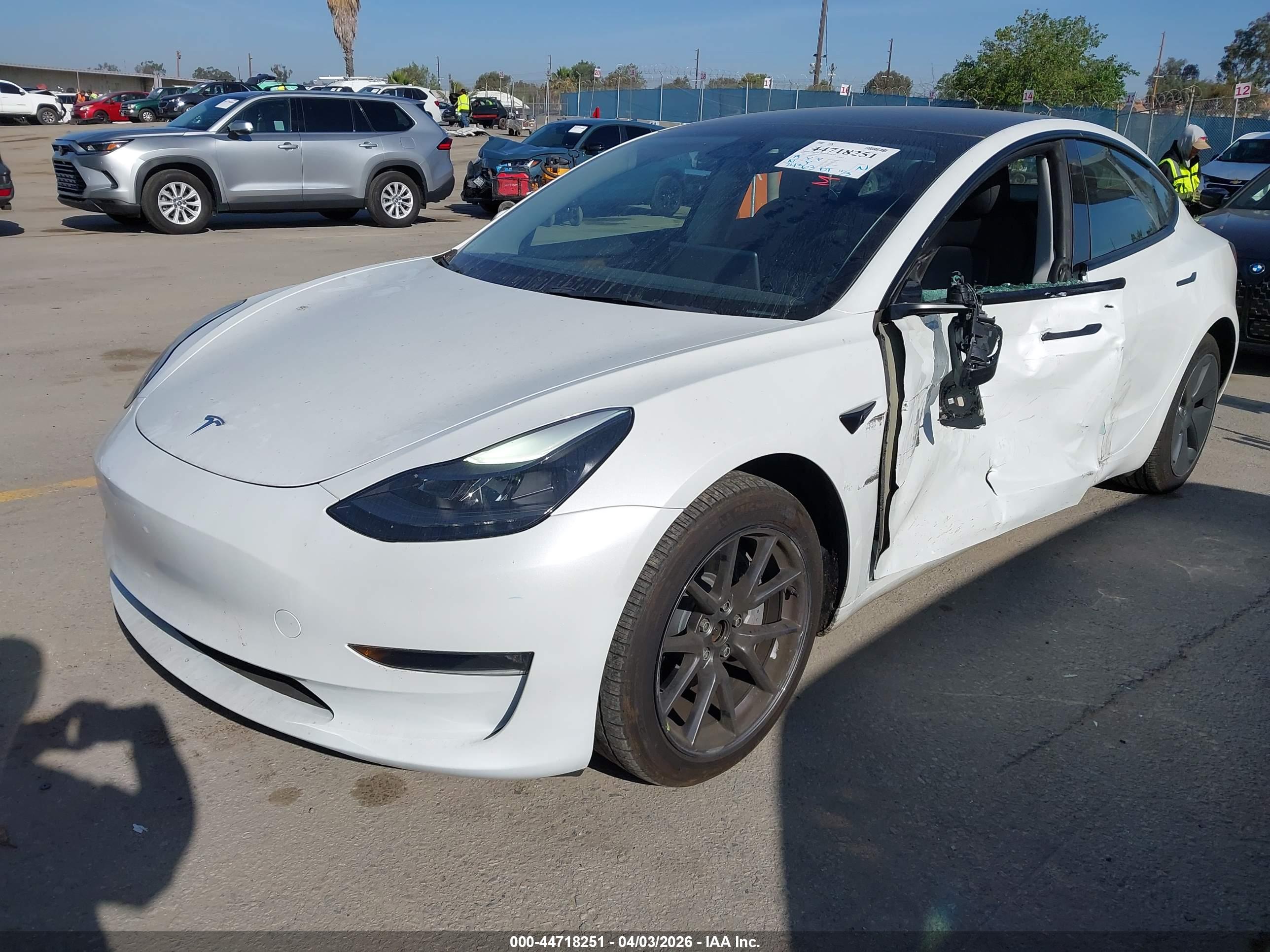 TESLA MODEL image 2