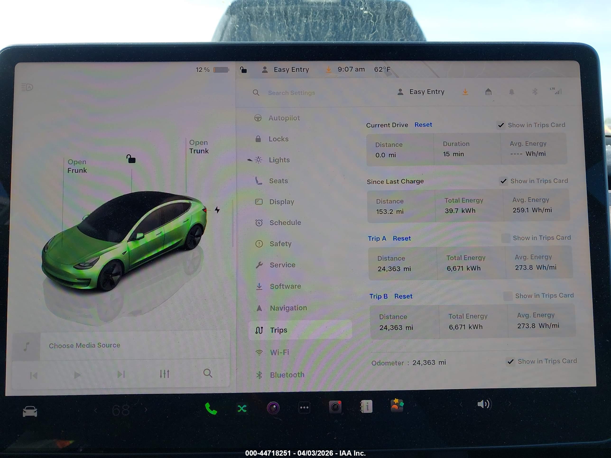TESLA MODEL image 7