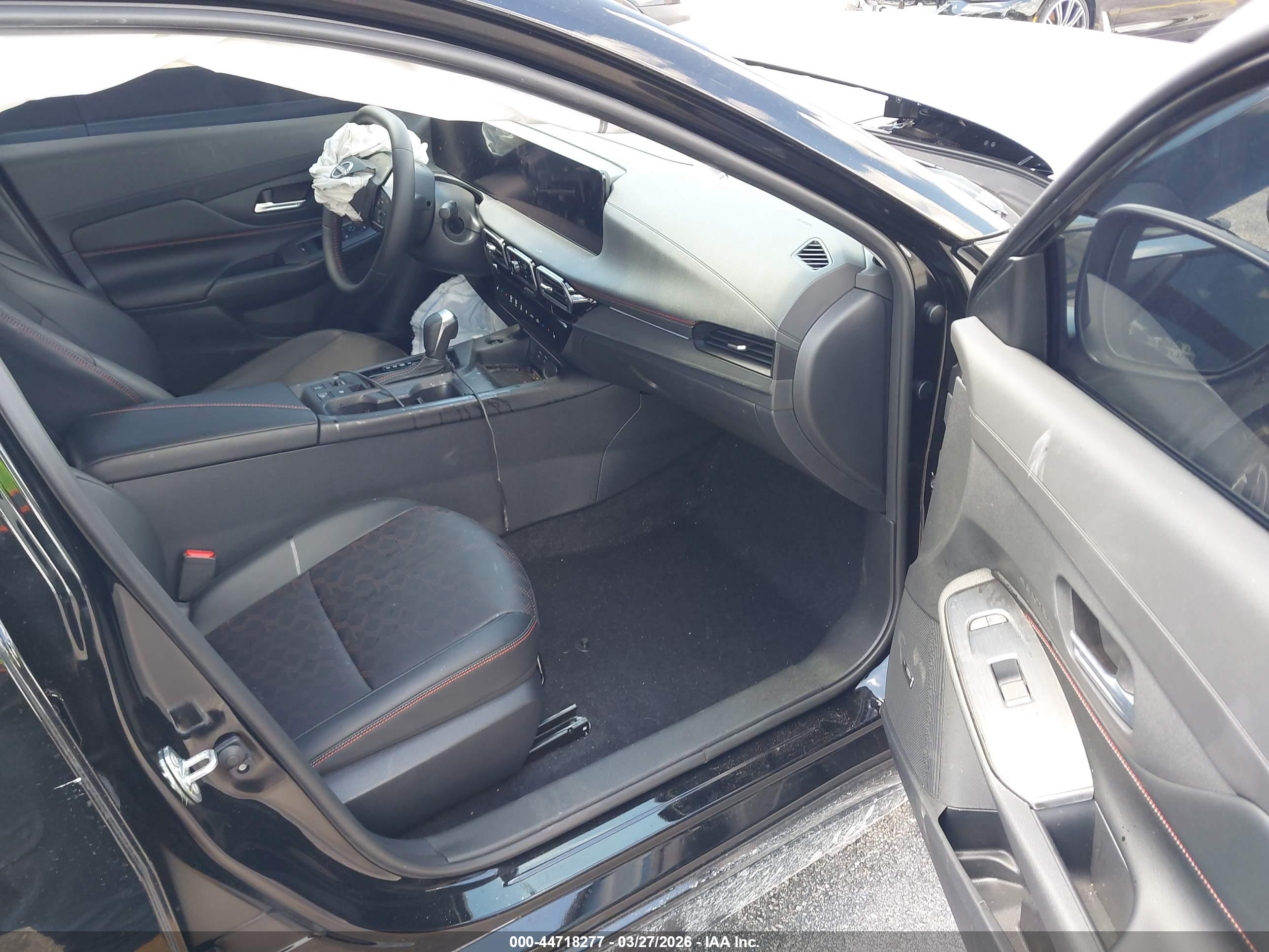 NISSAN SENTRA image 5